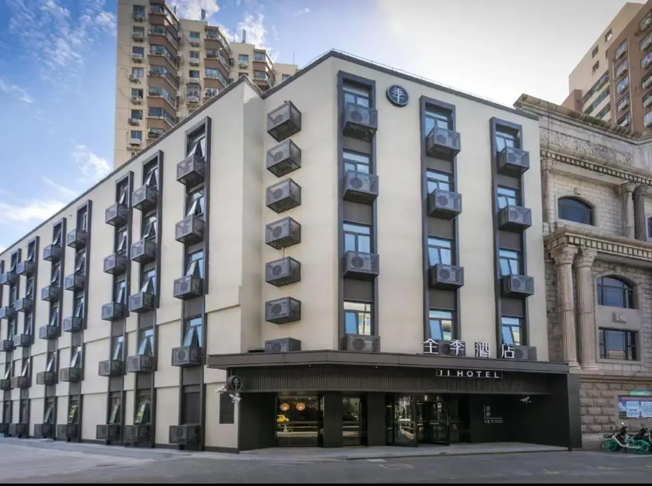 Property building in JI Hotel Shanghai Huangxing Road Subway Station Property building in JI Hotel Shanghai Huangxing Road Subway Station