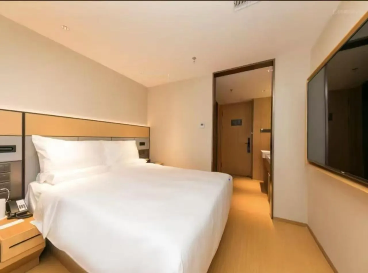Photo of the whole room in JI Hotel Shanghai Huangxing Road Subway Station
