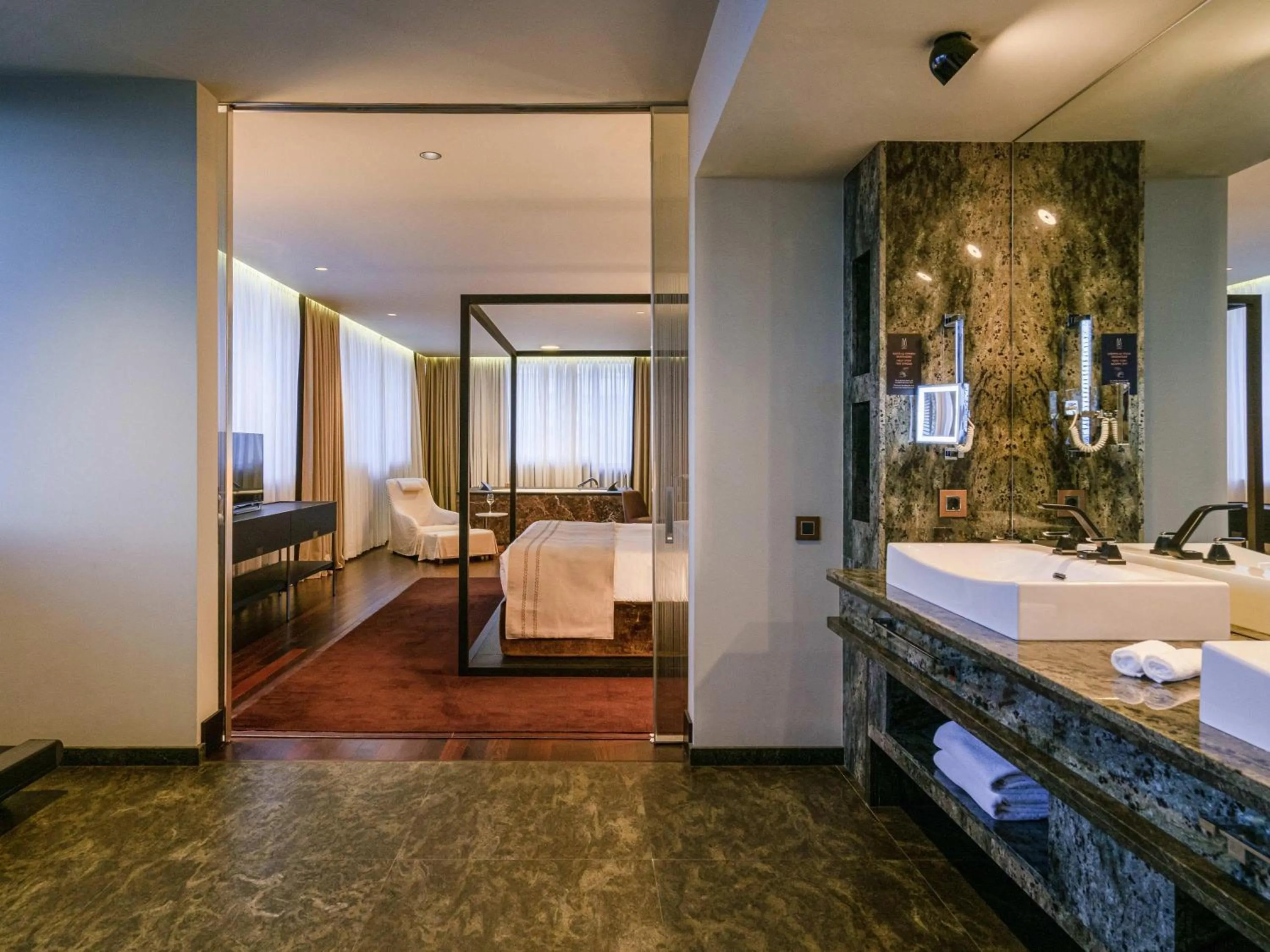 Bedroom, Bed in BERDS Hotel Chisinau - MGallery Collection