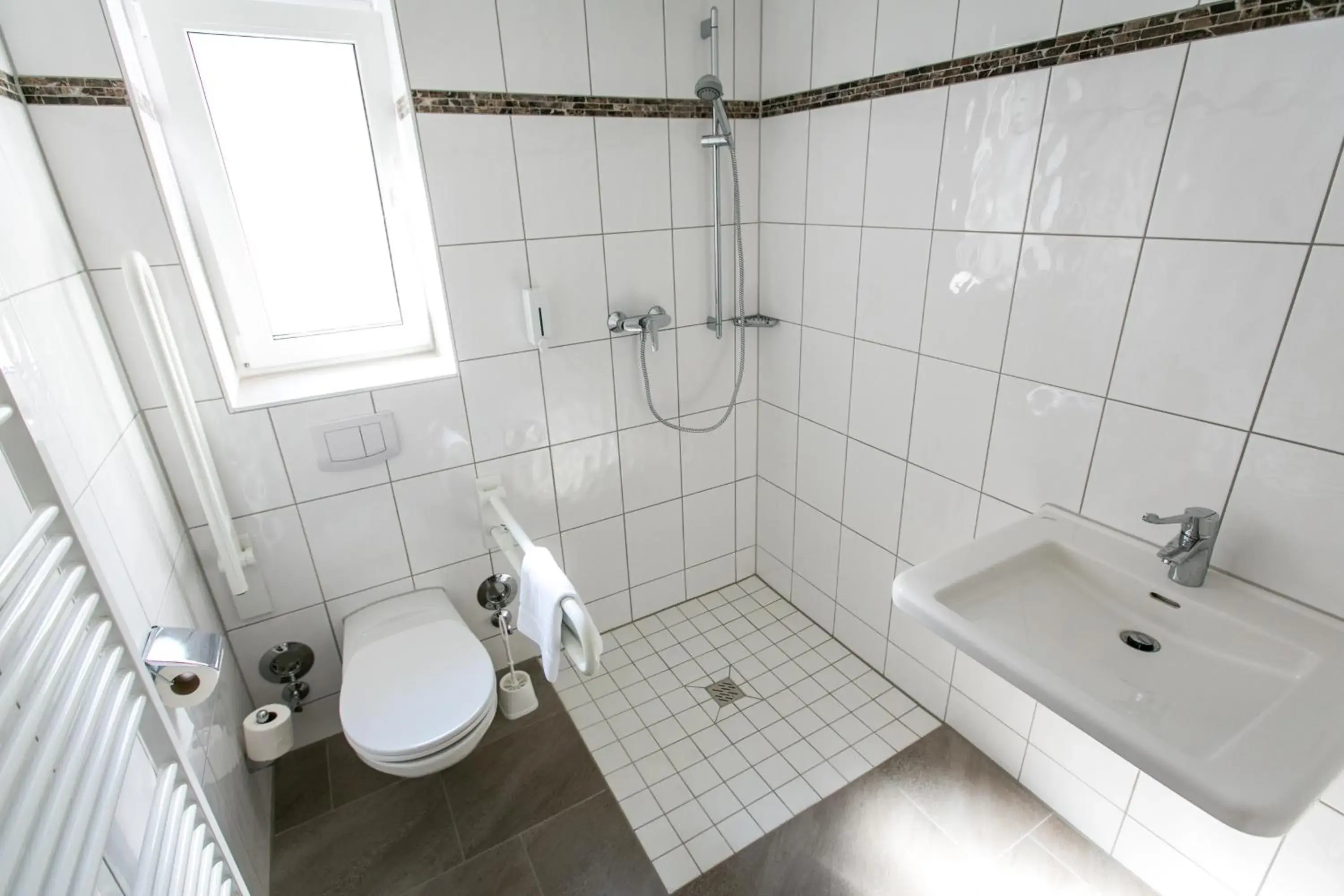Twin Room with Private Bathroom in Heilbronner Pension am schönen Theater Twin Room with Private Bathroom in Heilbronner Pension am schönen Theater