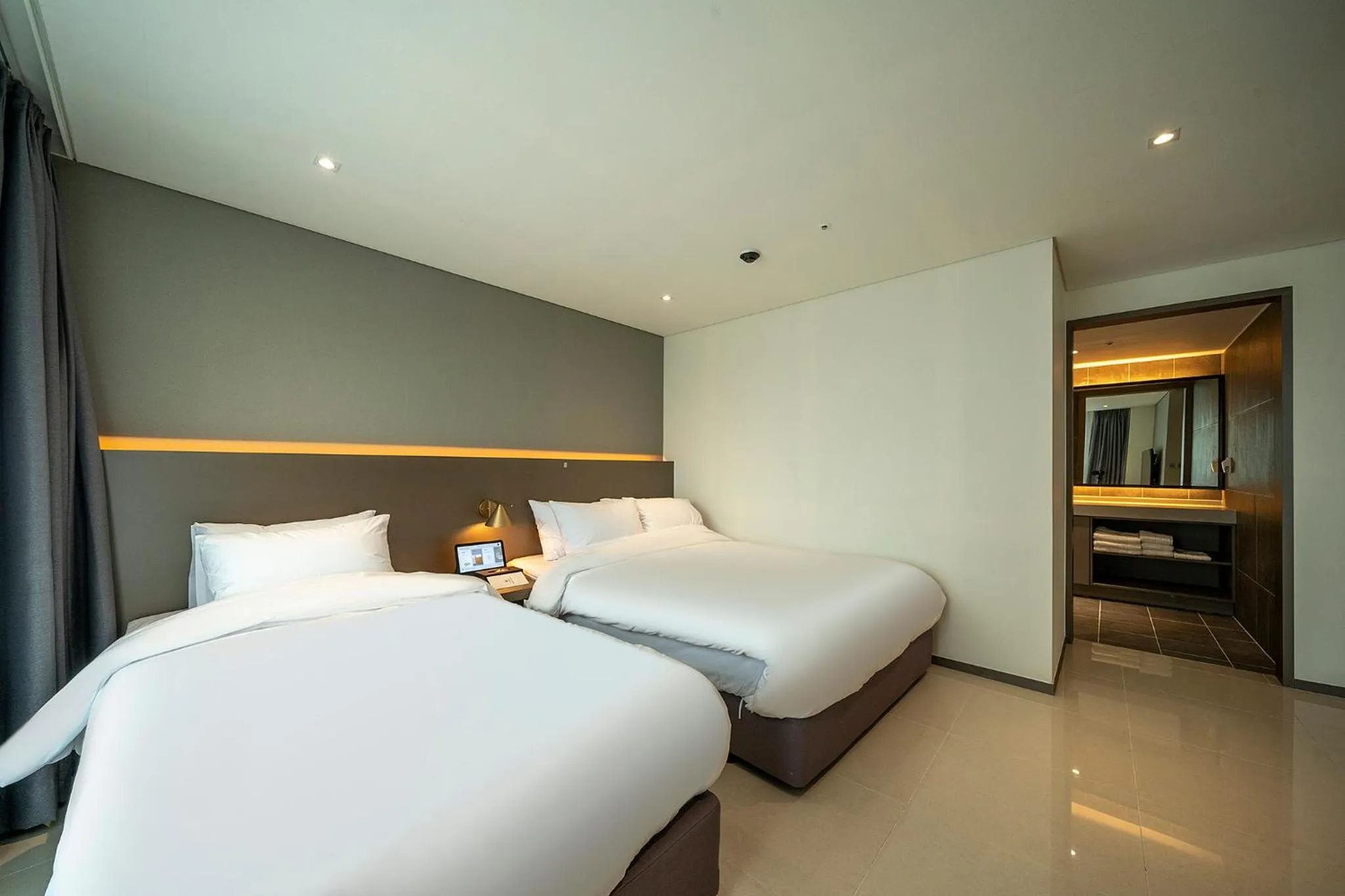 Bedroom, Bed in Chestertons Gyeongju