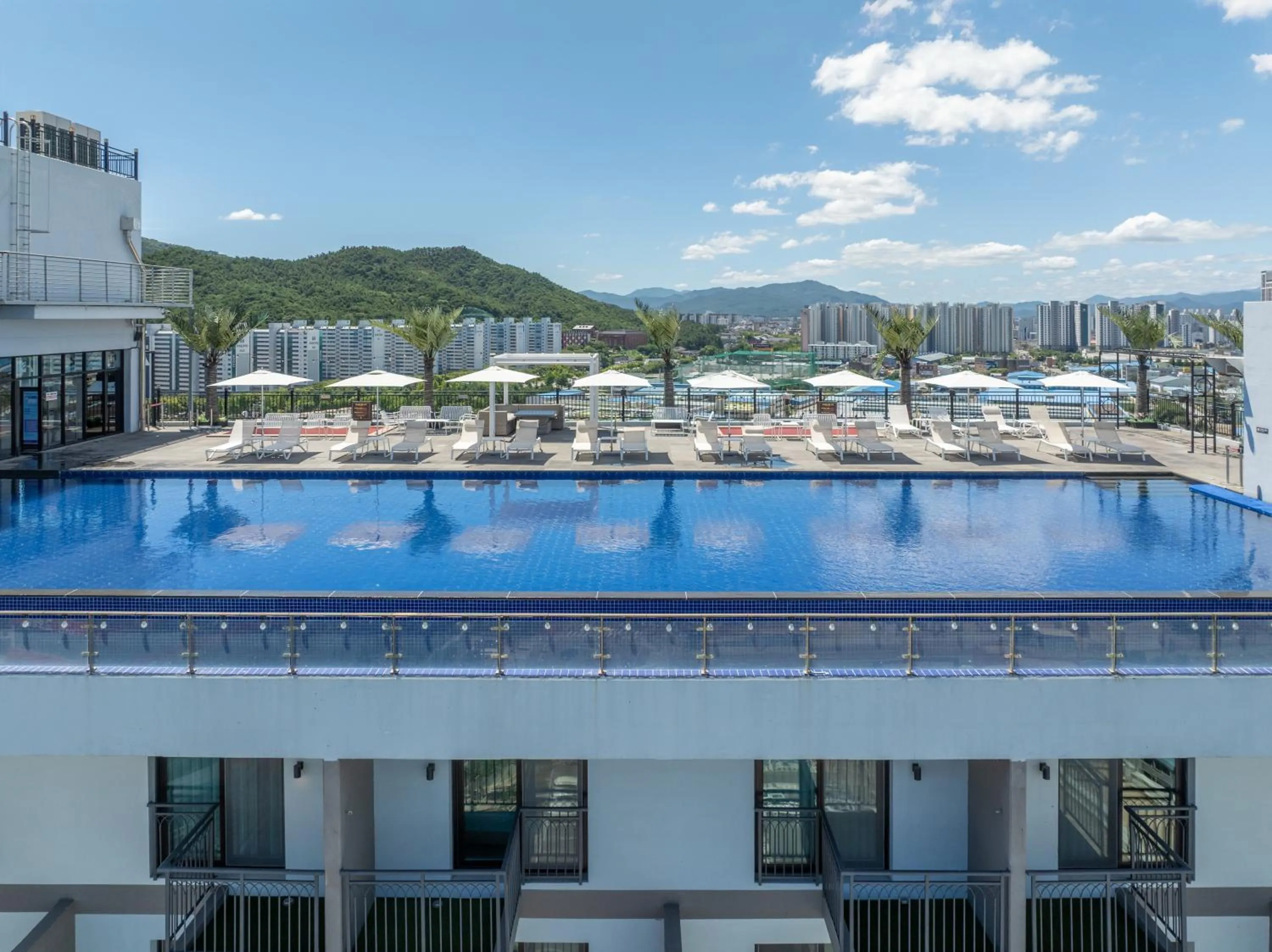 Chestertons Gyeongju