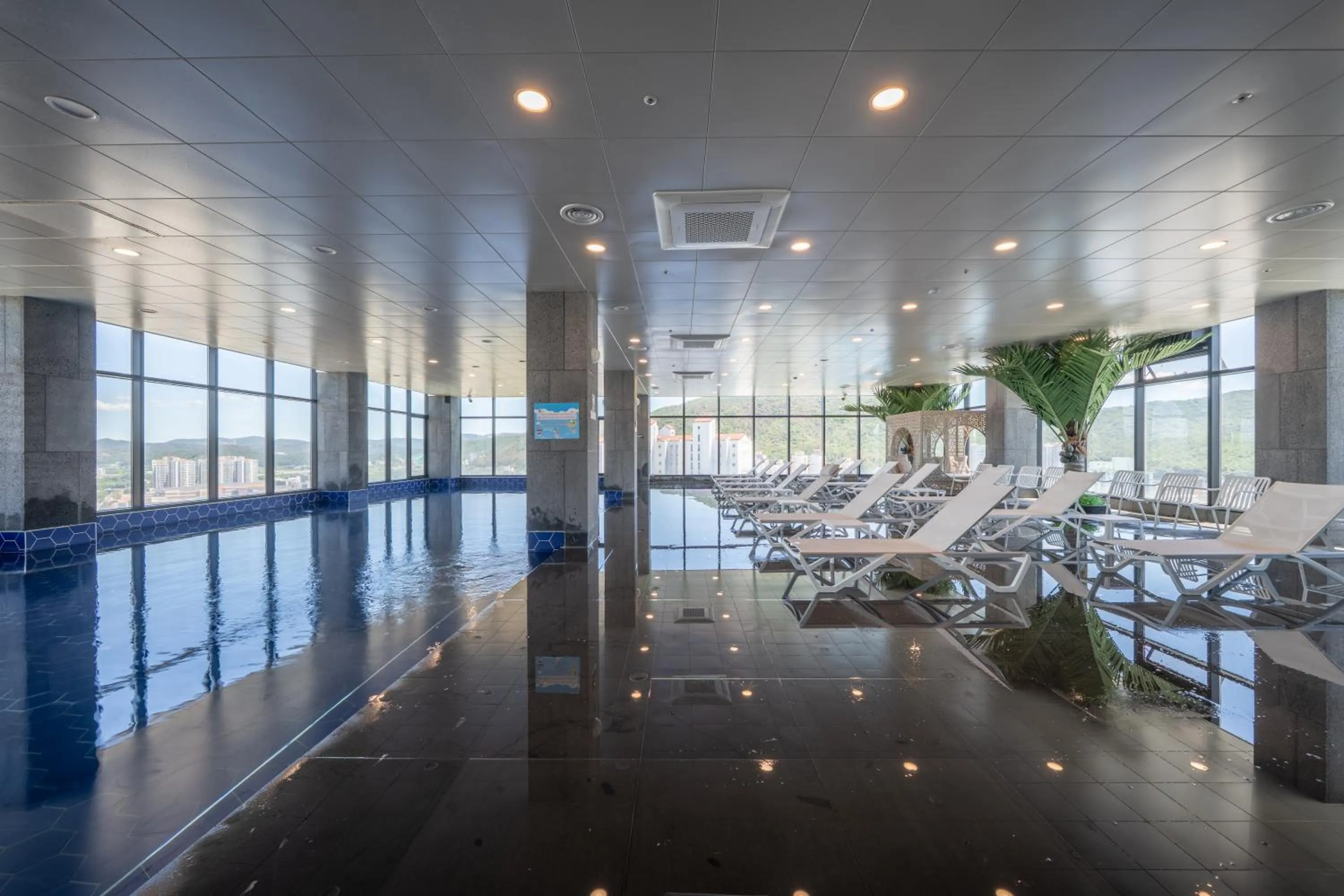 Swimming pool in Chestertons Gyeongju