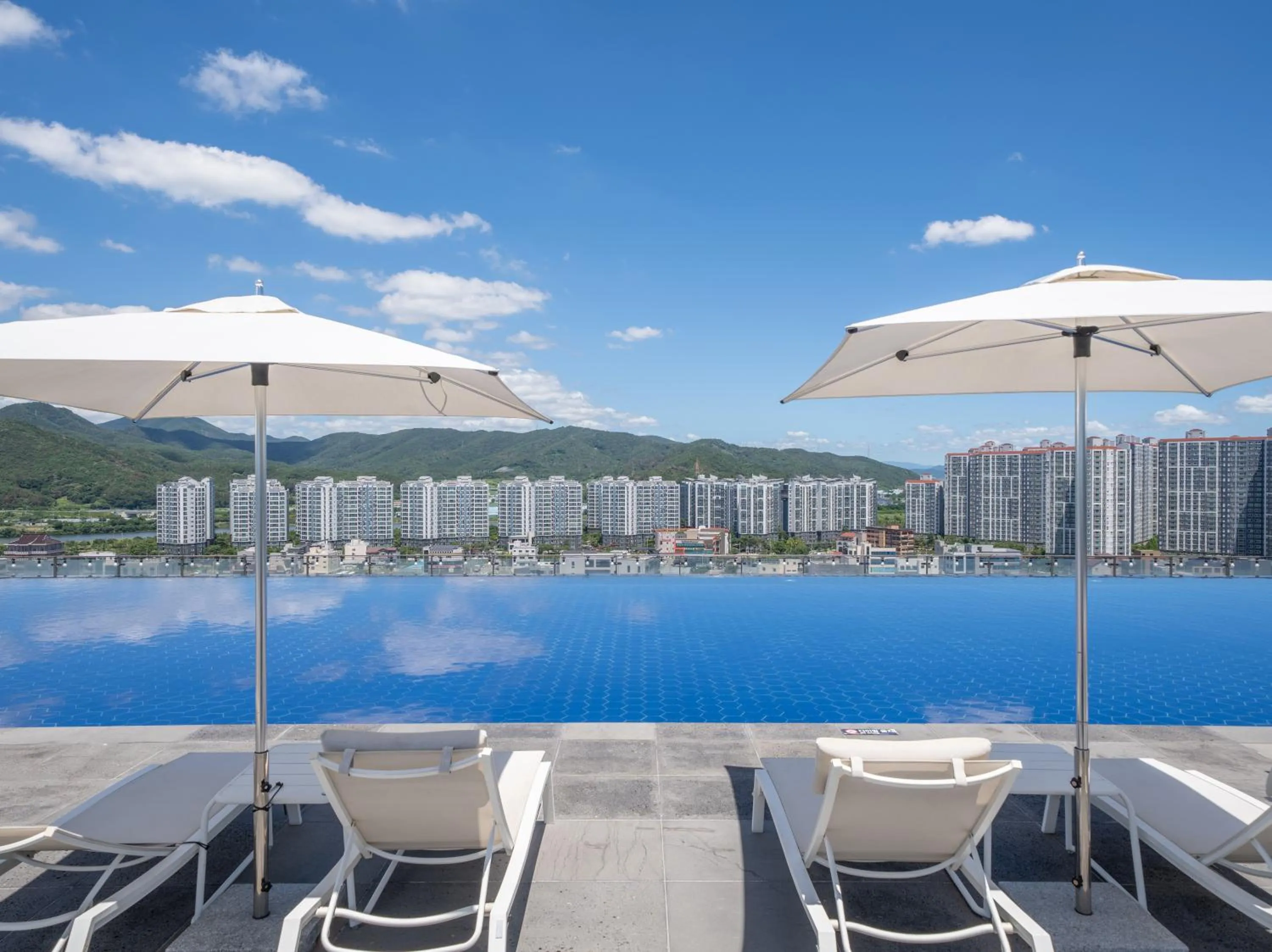 Chestertons Gyeongju