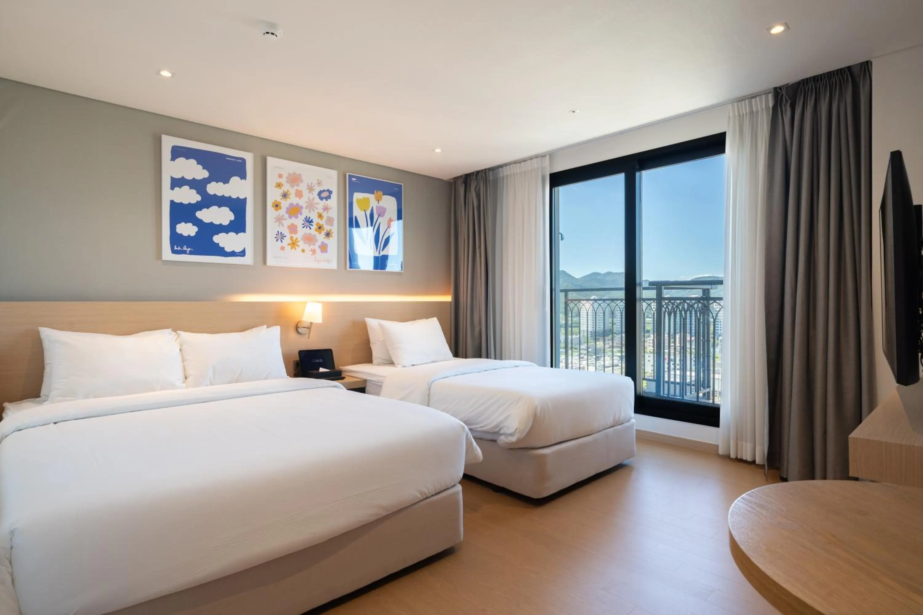 Bedroom, Bed in Chestertons Gyeongju