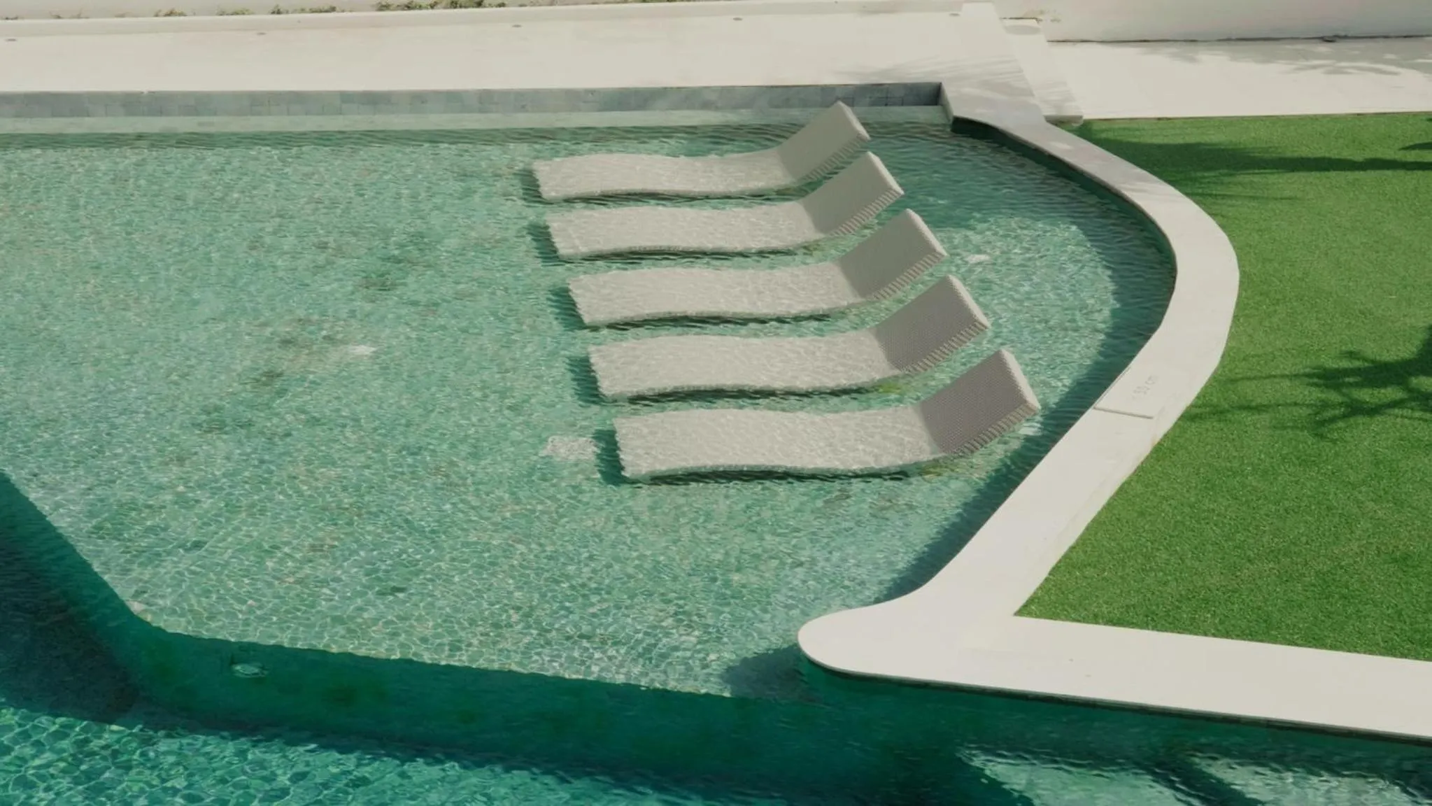 Swimming pool in Noema Resort Pererenan