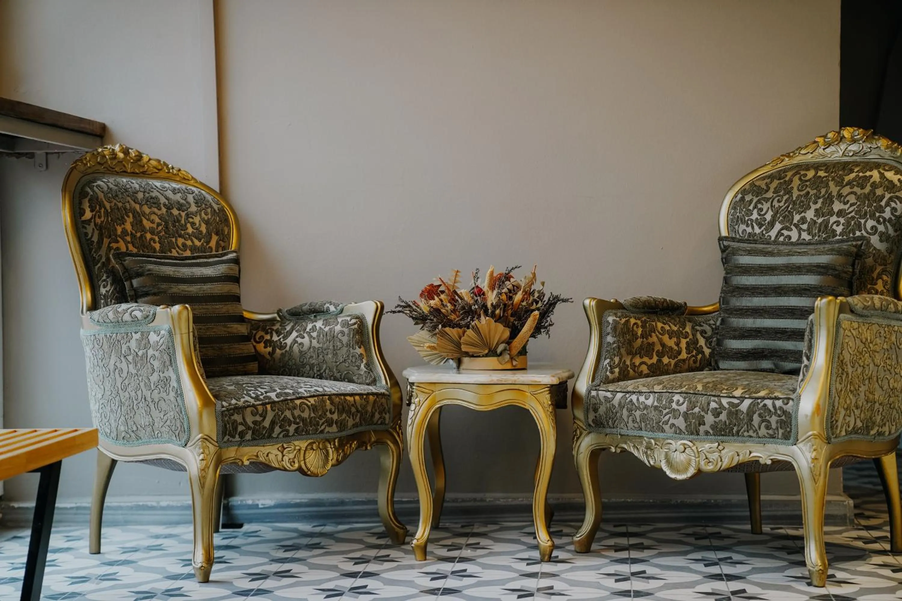 Seating area in Leila Mansion Hotel