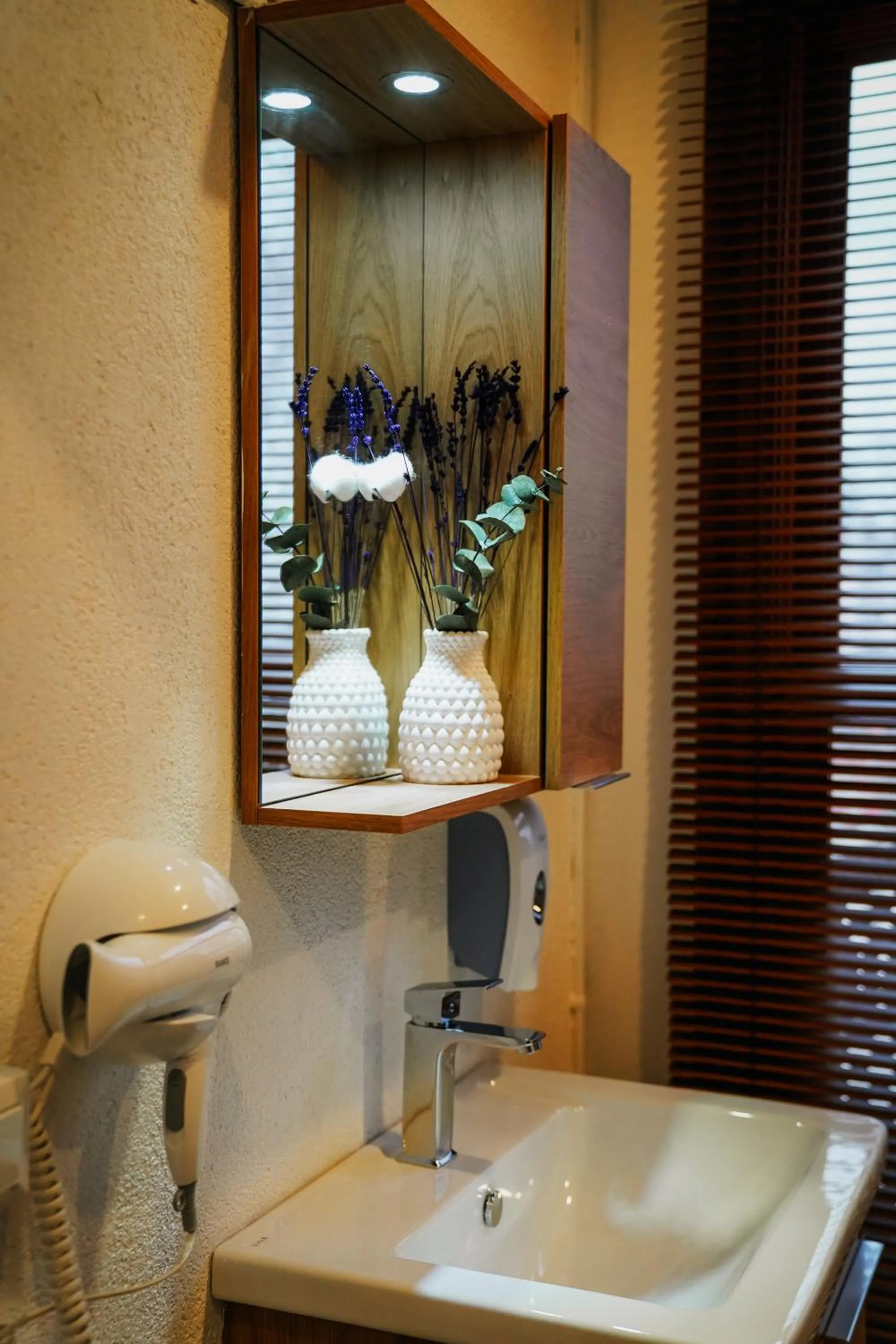 Bathroom in Leila Mansion Hotel