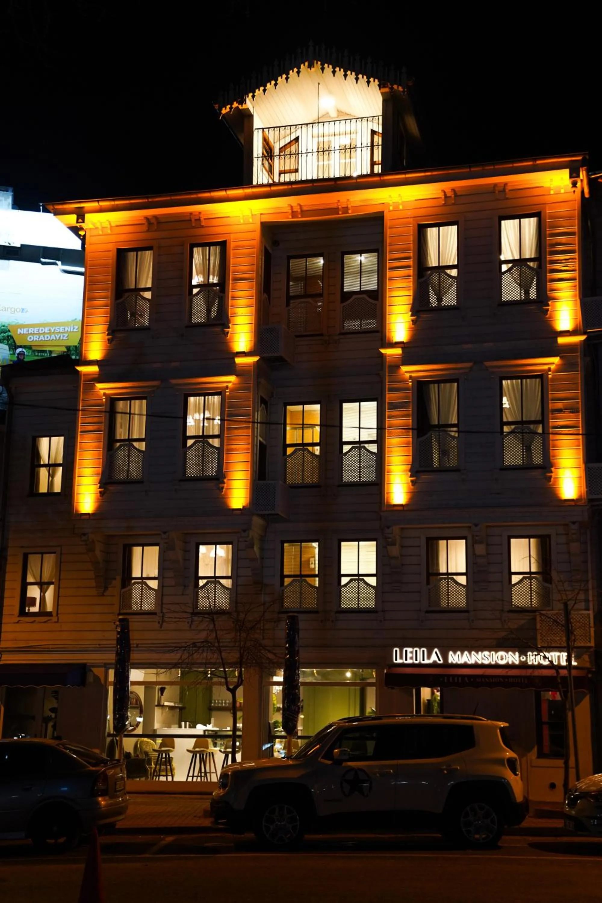 Property building in Leila Mansion Hotel