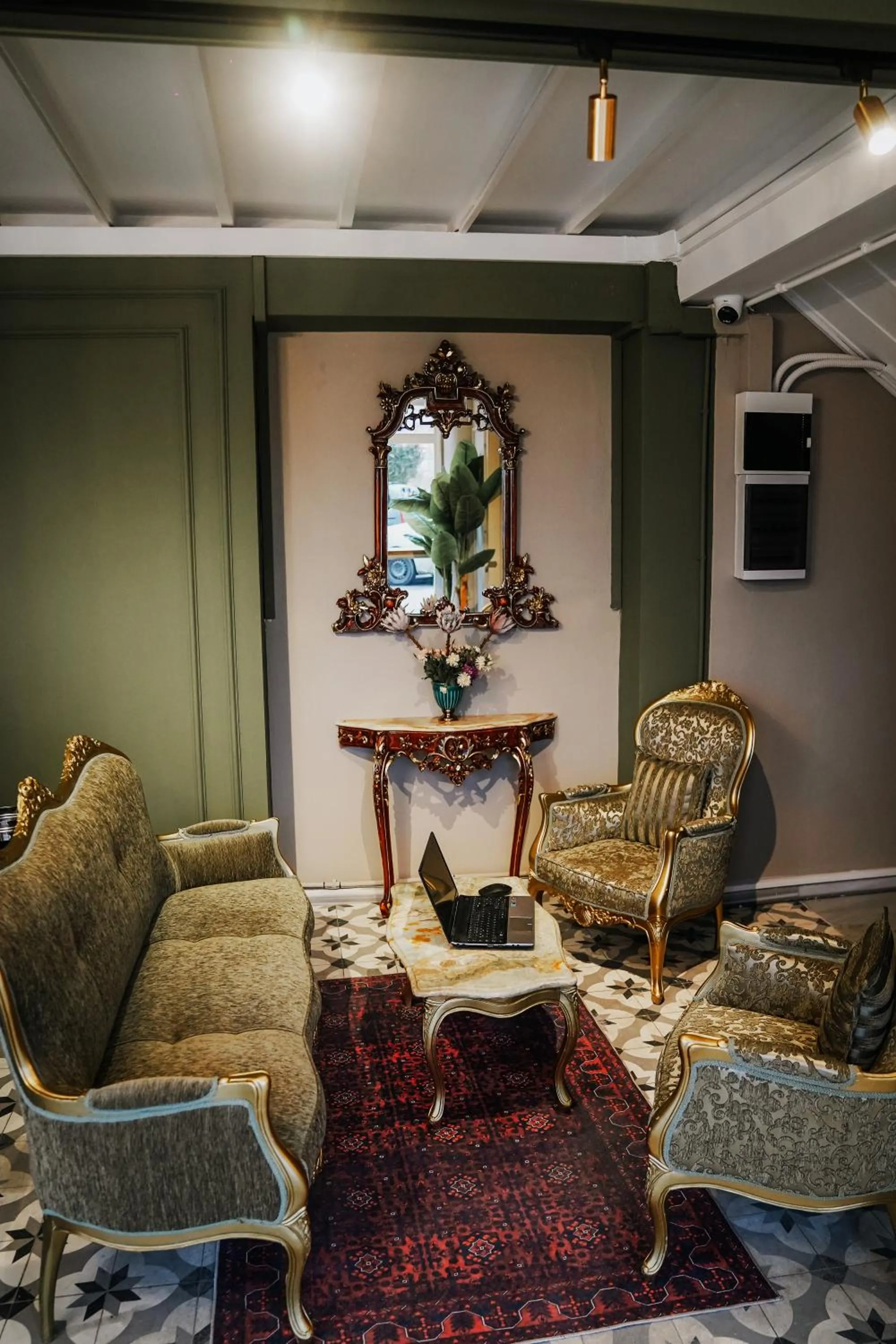 Seating area in Leila Mansion Hotel