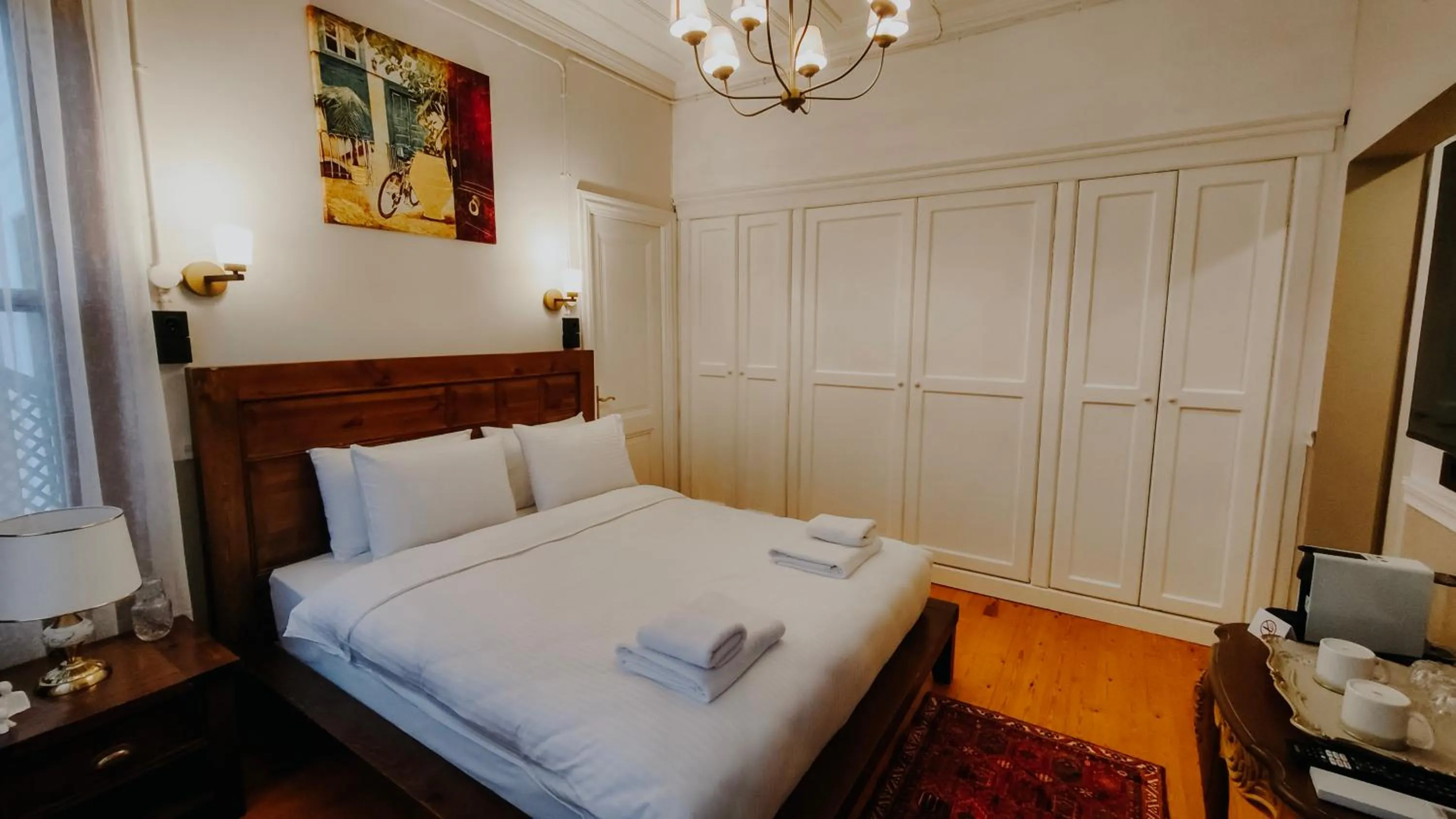 Photo of the whole room, Bed in Leila Mansion Hotel