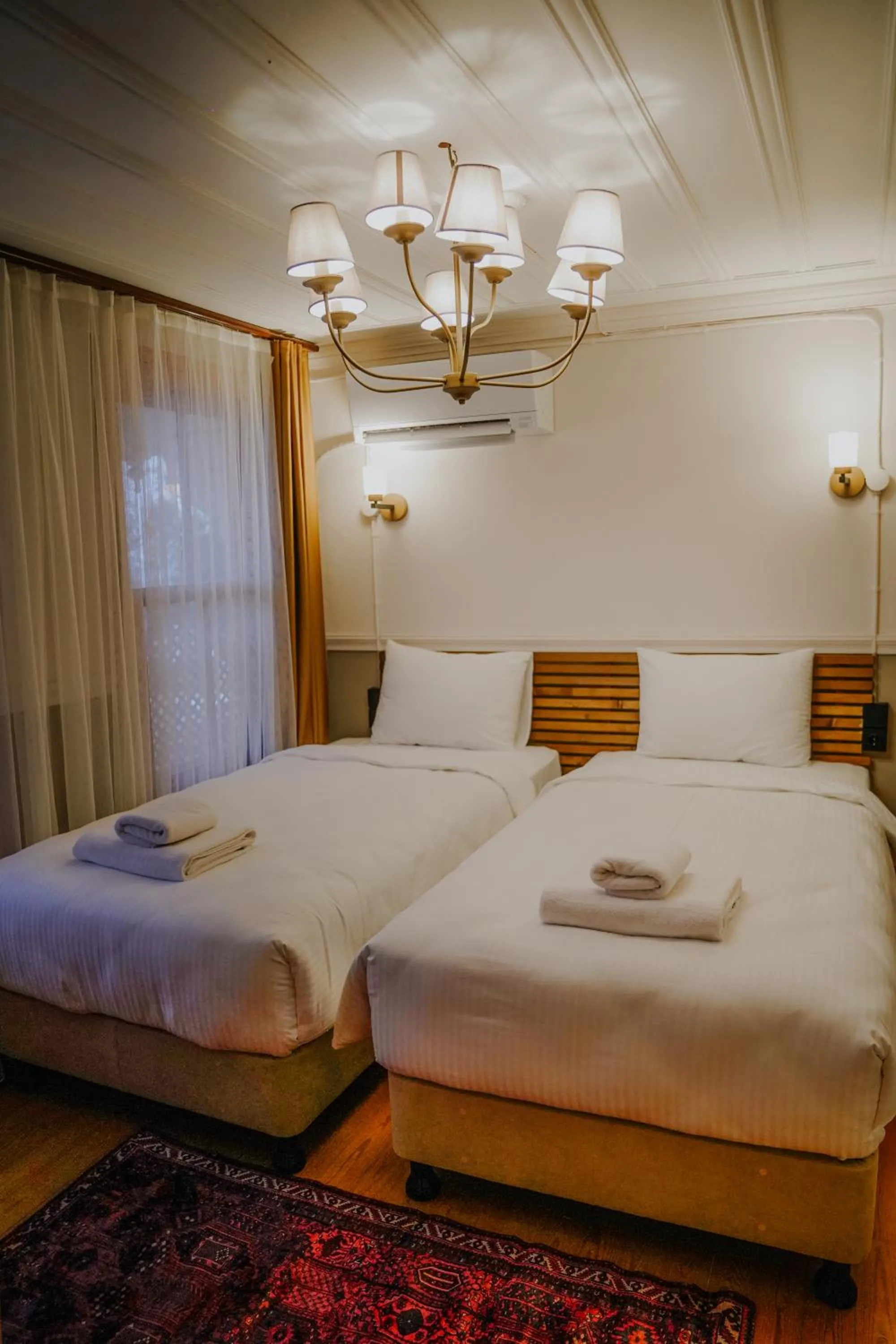 Bed in Leila Mansion Hotel