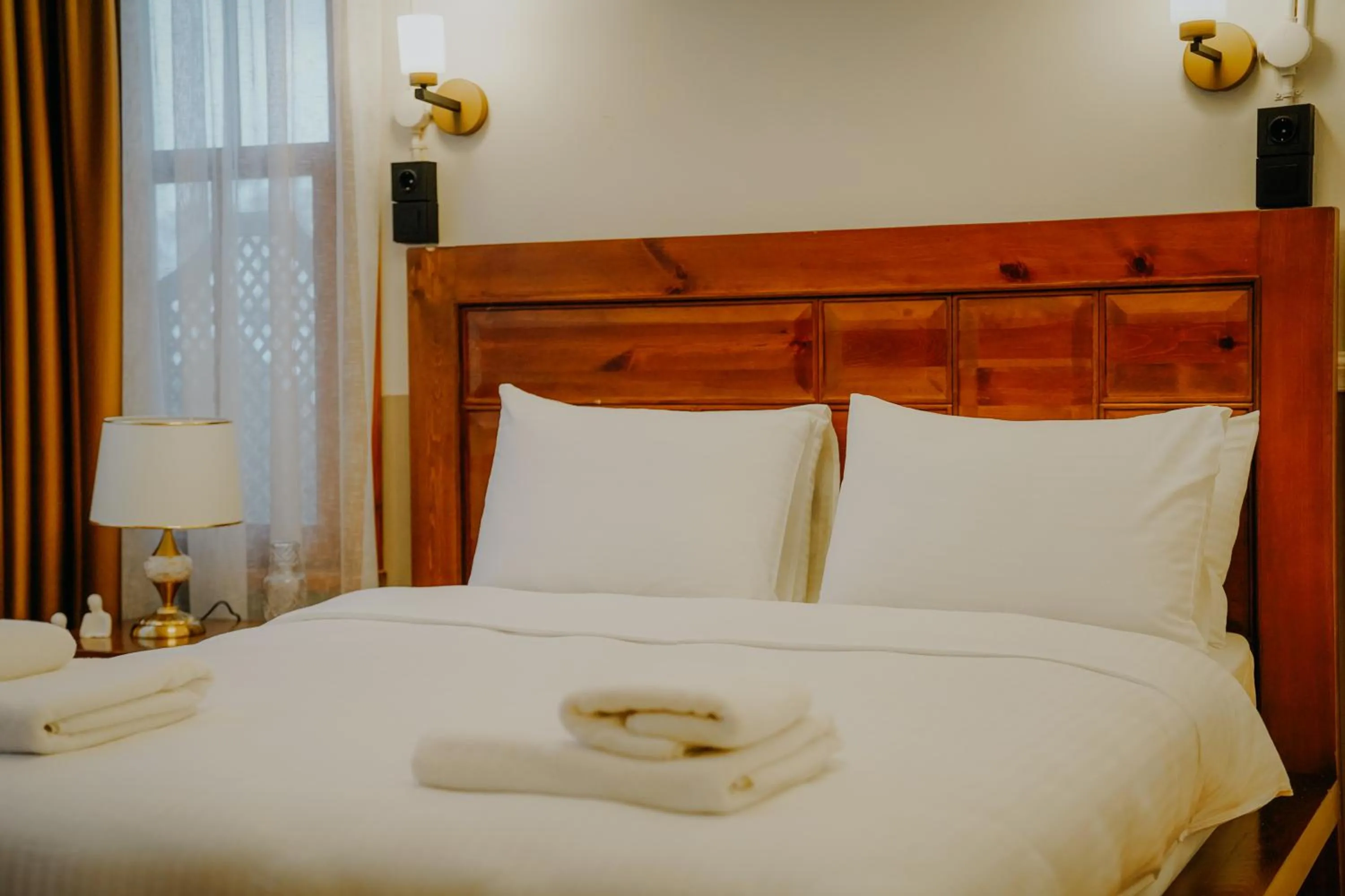 Photo of the whole room, Bed in Leila Mansion Hotel