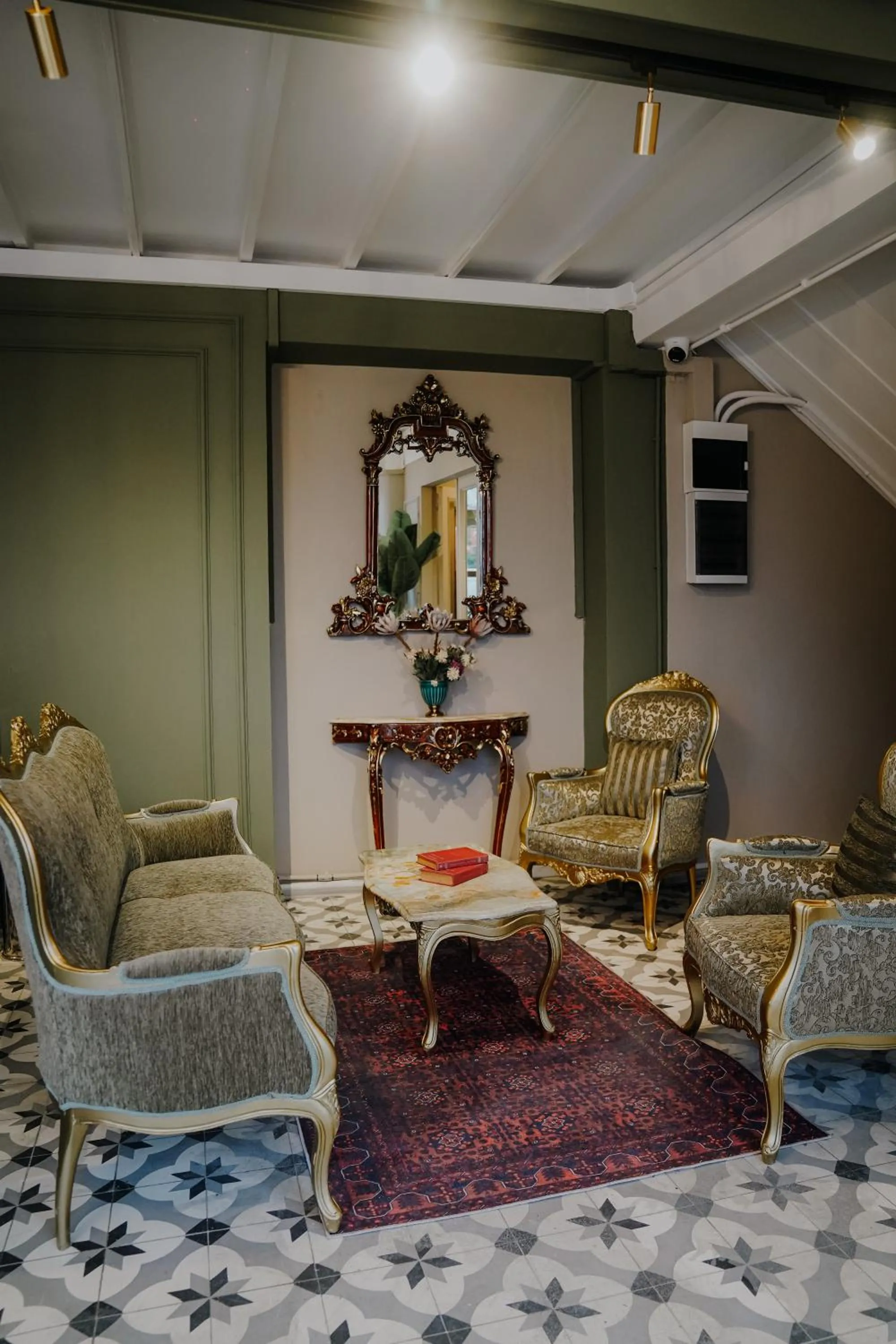 Seating area in Leila Mansion Hotel