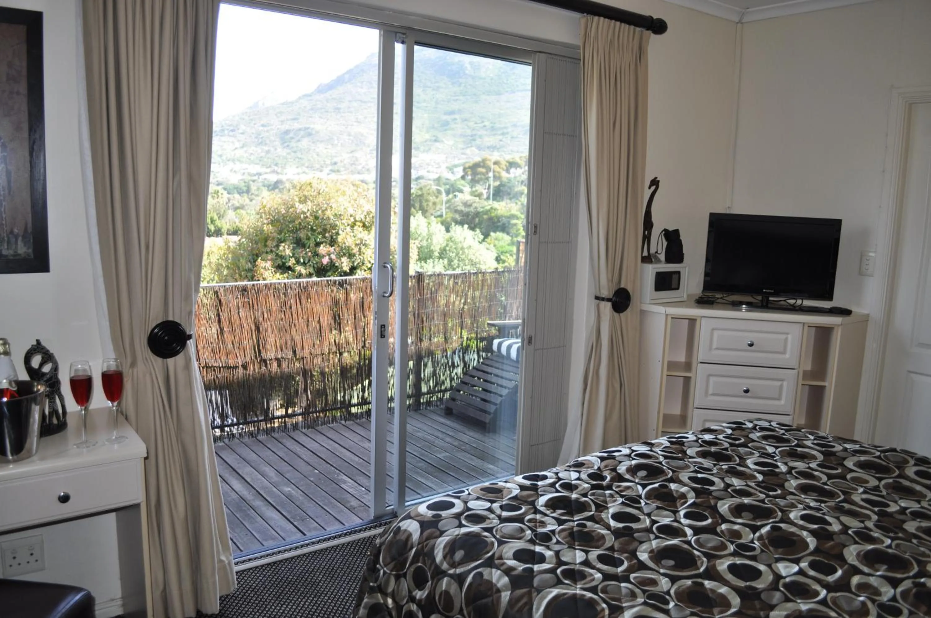 Bed in Amakhaya Lodge