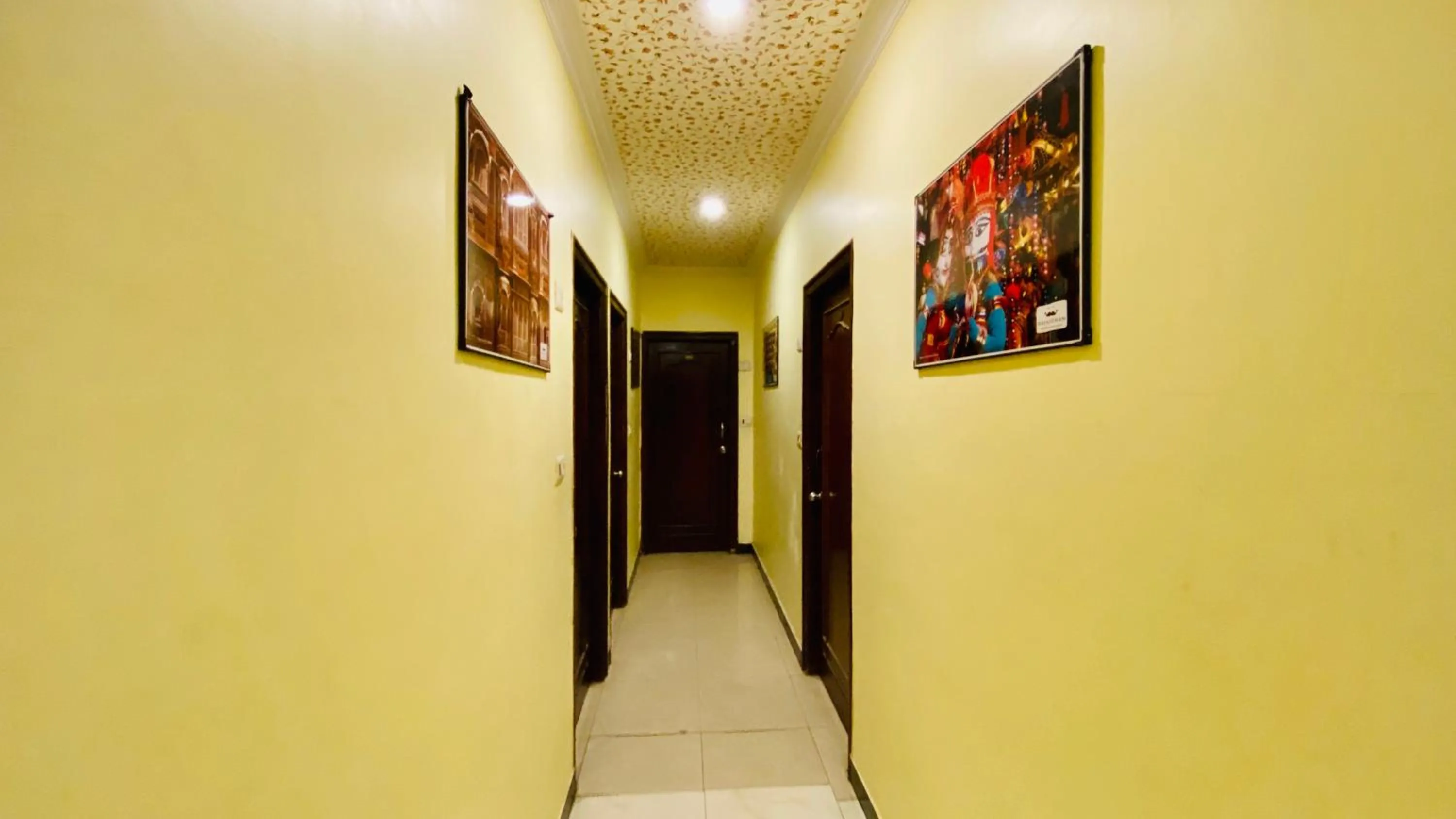 Facade/entrance in Hotel Classic Inn Near Jaipur Railway Station