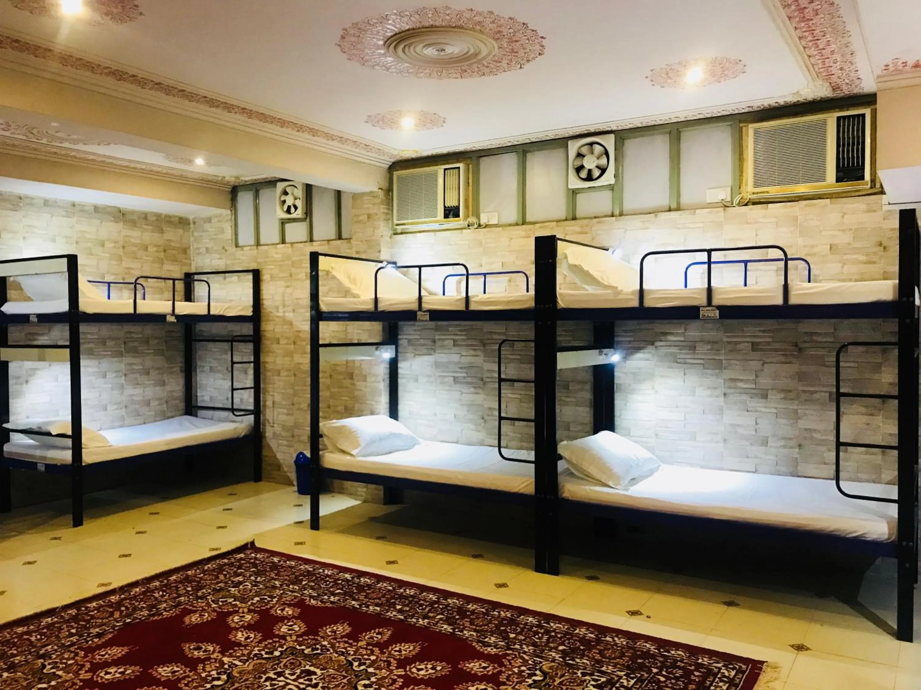 bunk bed, Bed in Hotel Classic Inn Near Jaipur Railway Station