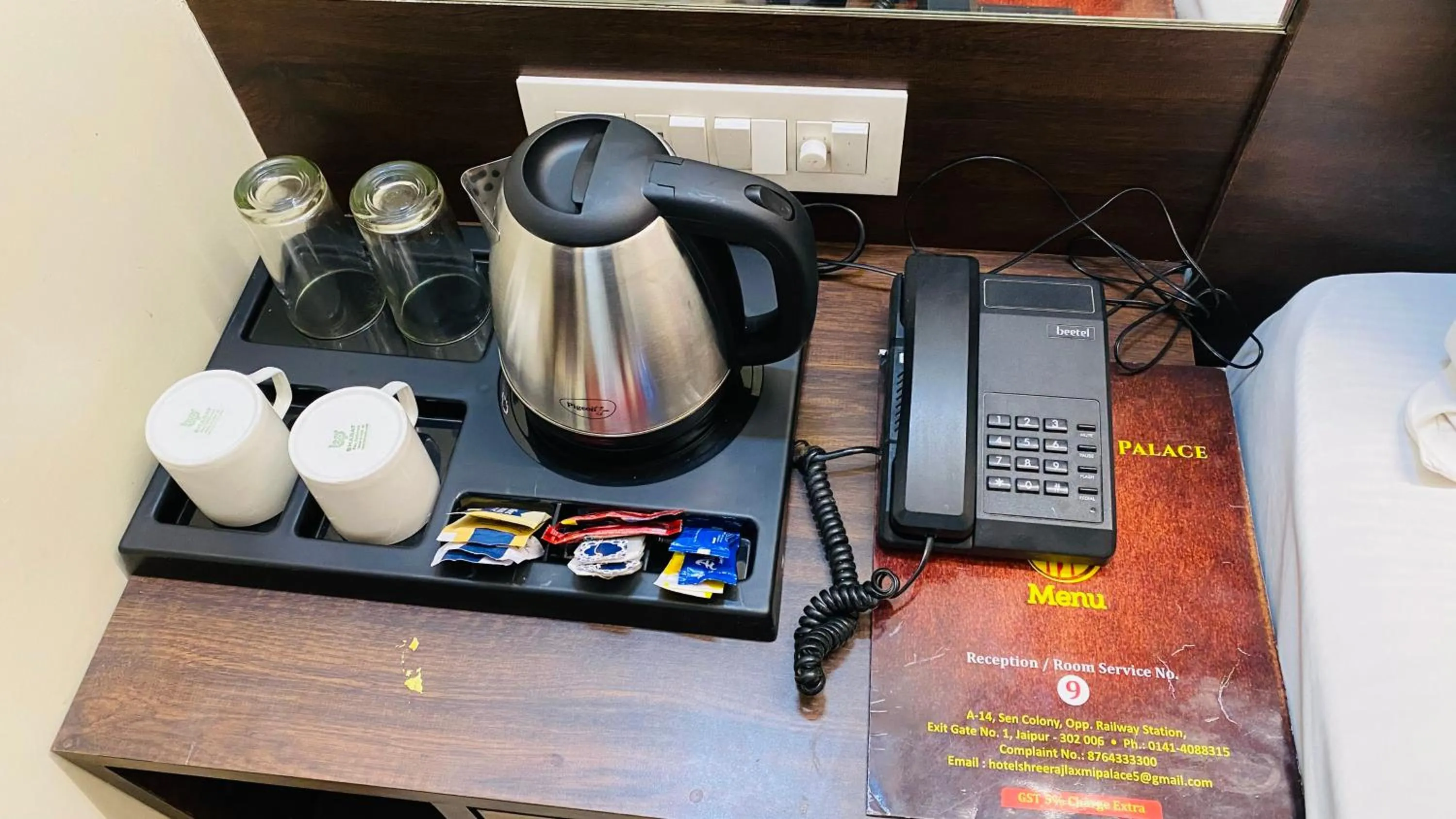 Coffee/tea facilities in Hotel Classic Inn Near Jaipur Railway Station
