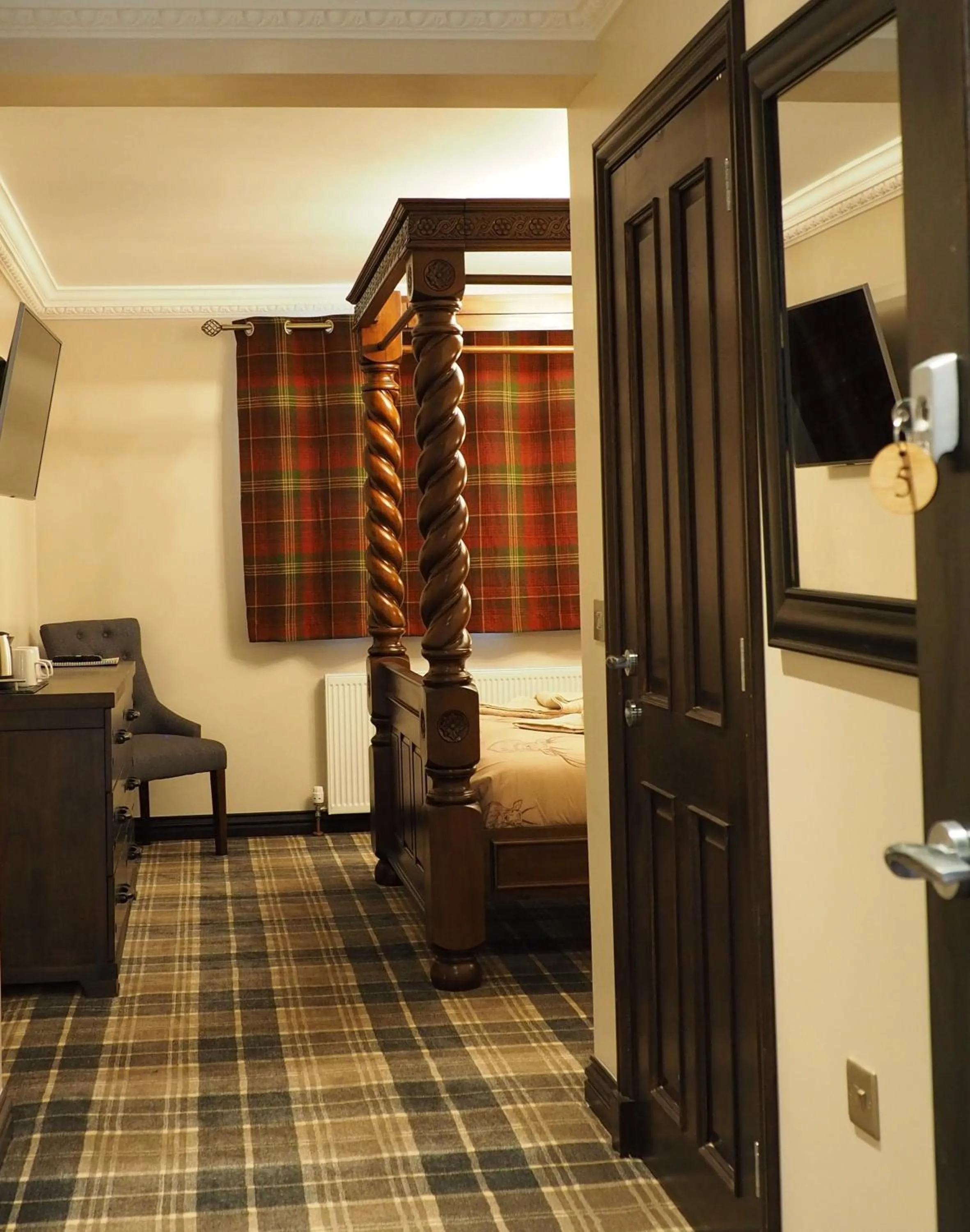 Bed in Appin House B&B
