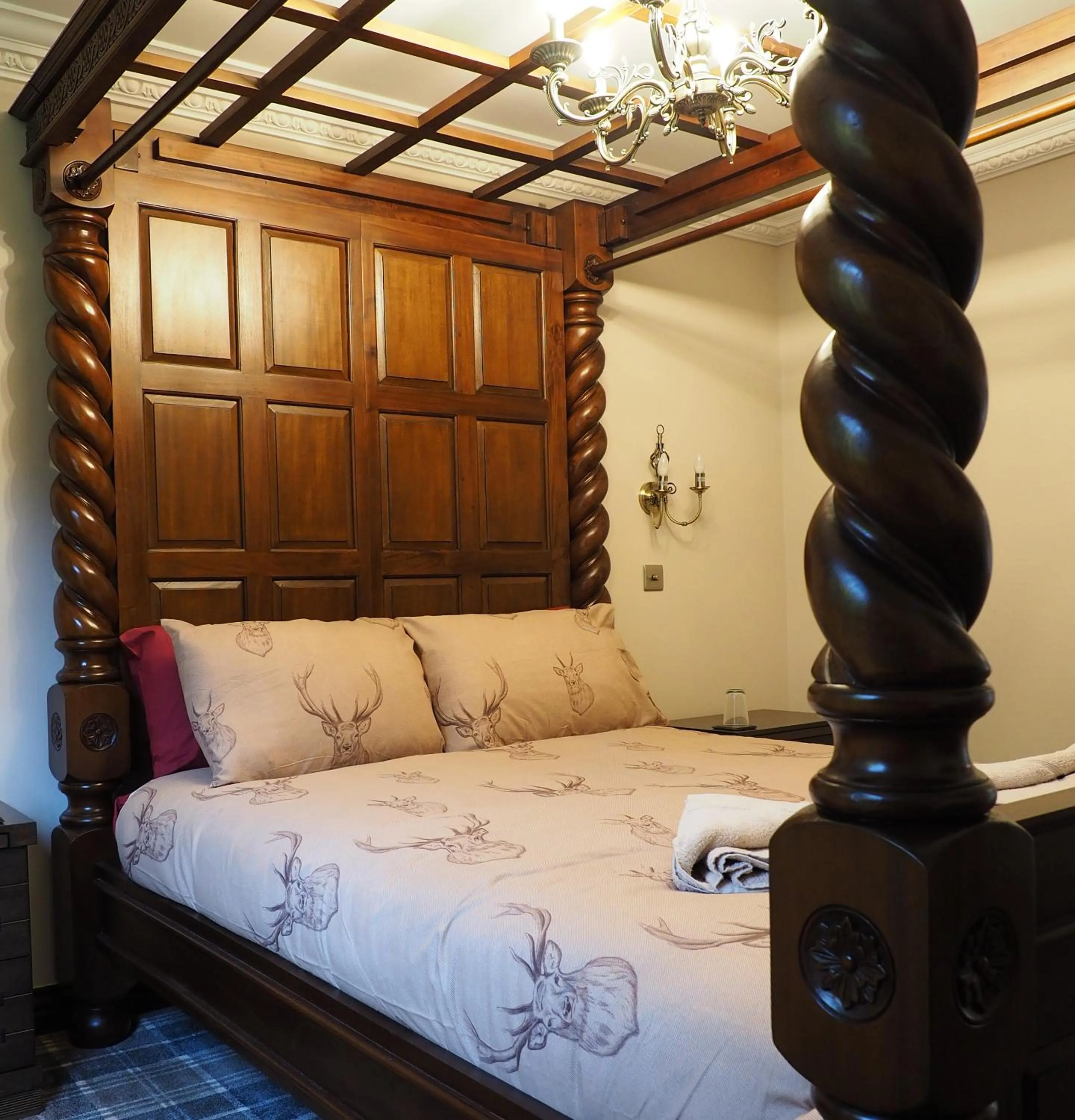 Bed in Appin House B&B