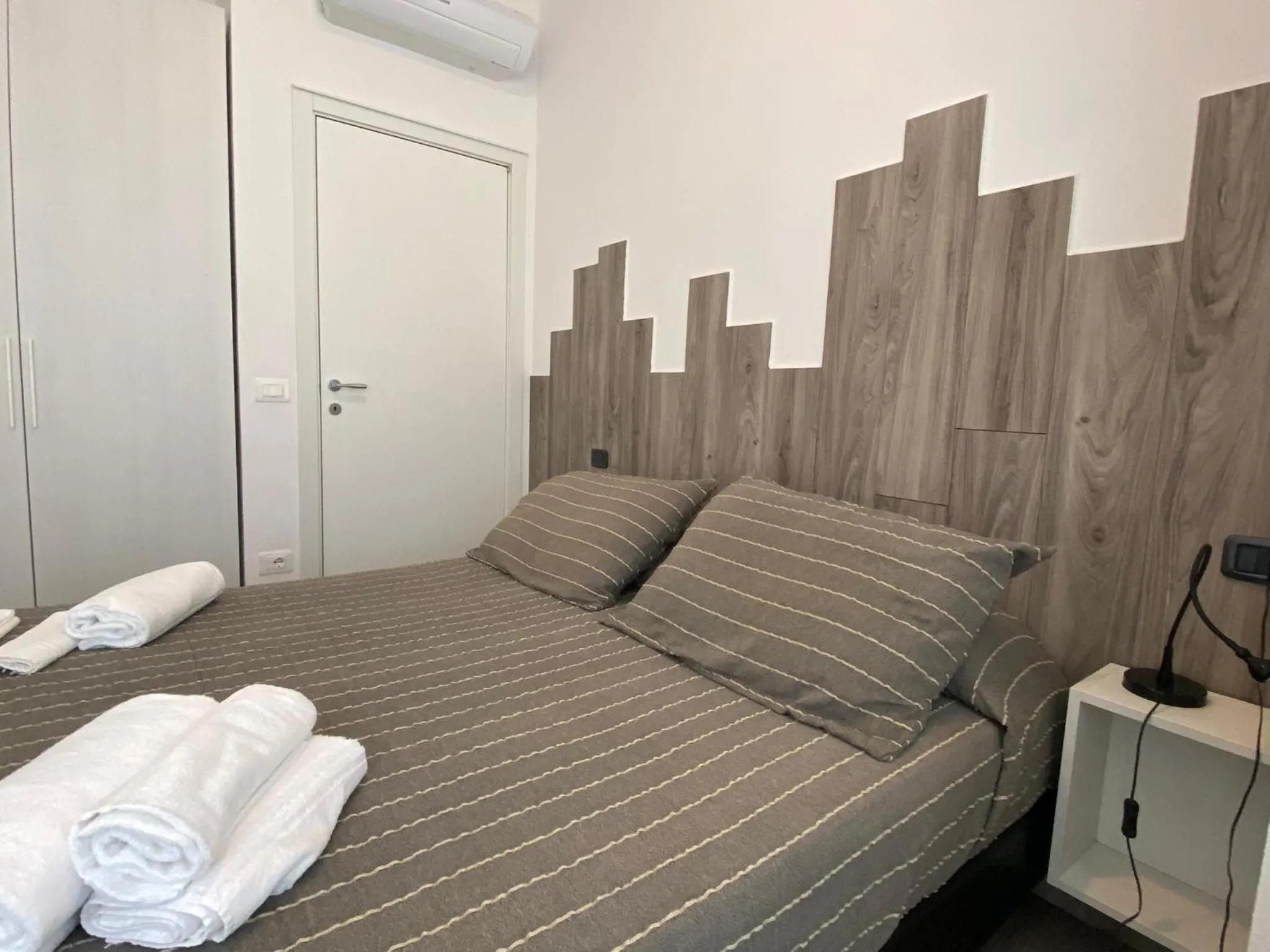 Bedroom, Bed in Appartamenti Le Perle di Venere