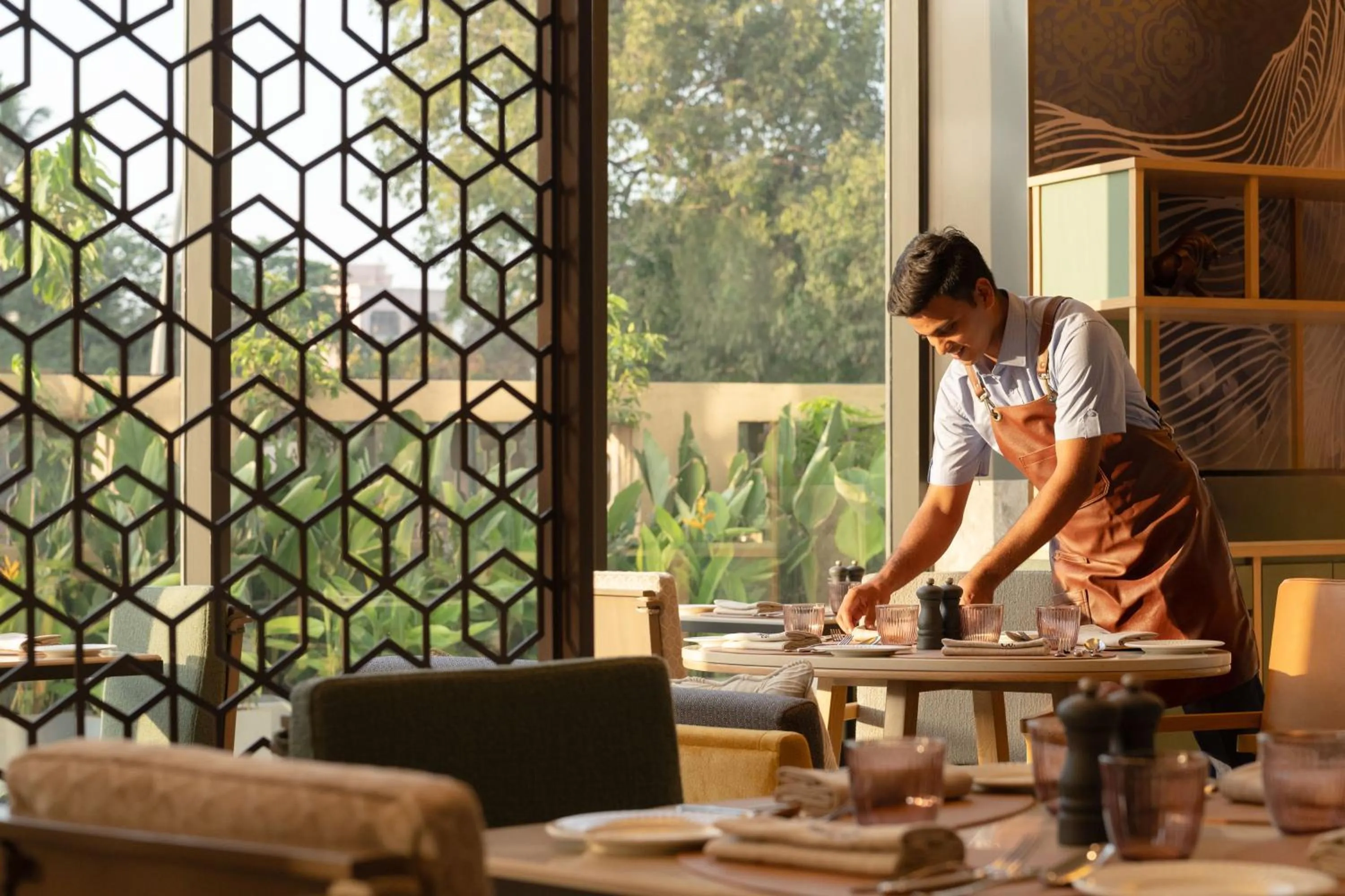 Restaurant/places to eat in Hilton Garden Inn Mumbai International Airport