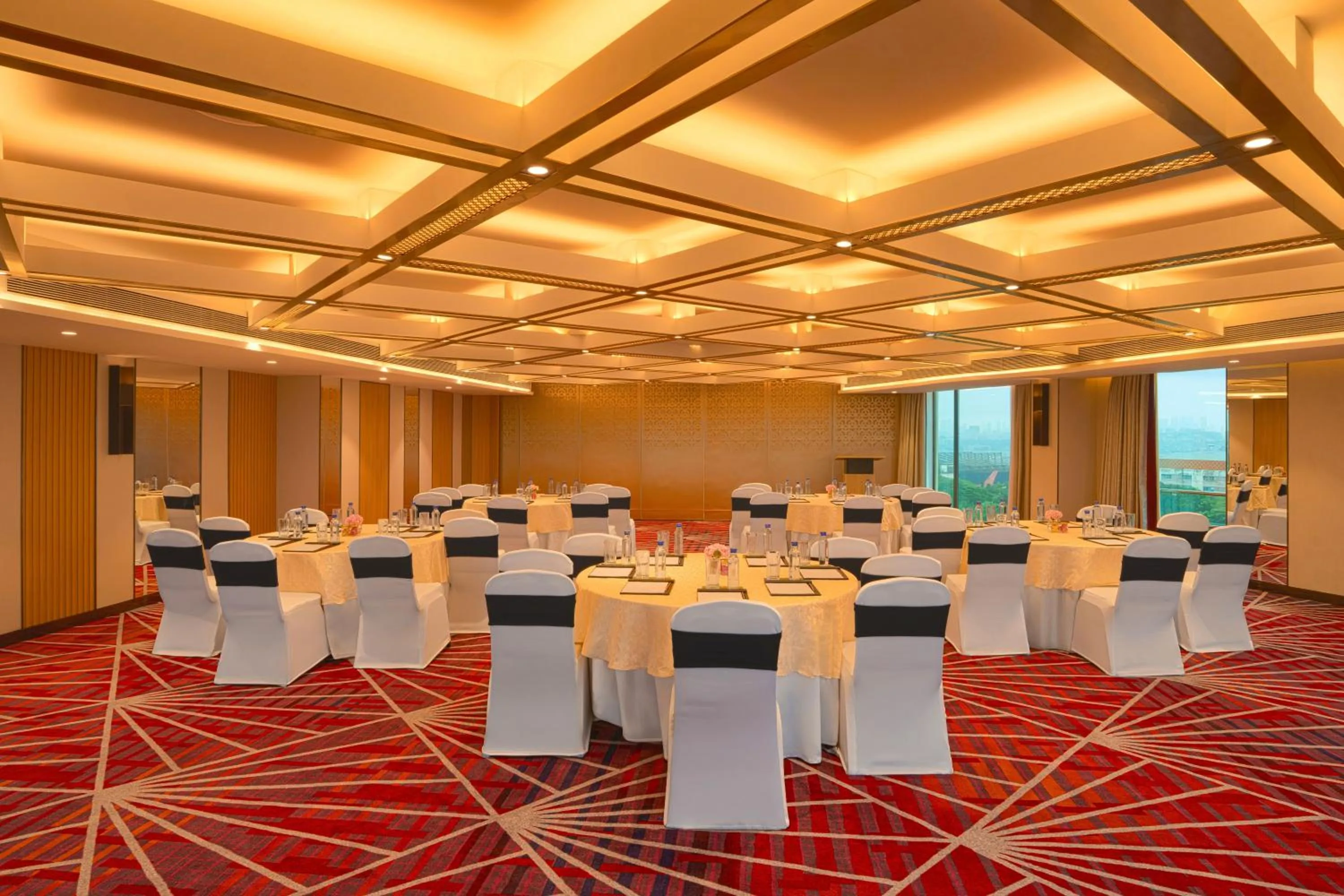 Meeting/conference room in Hilton Garden Inn Mumbai International Airport