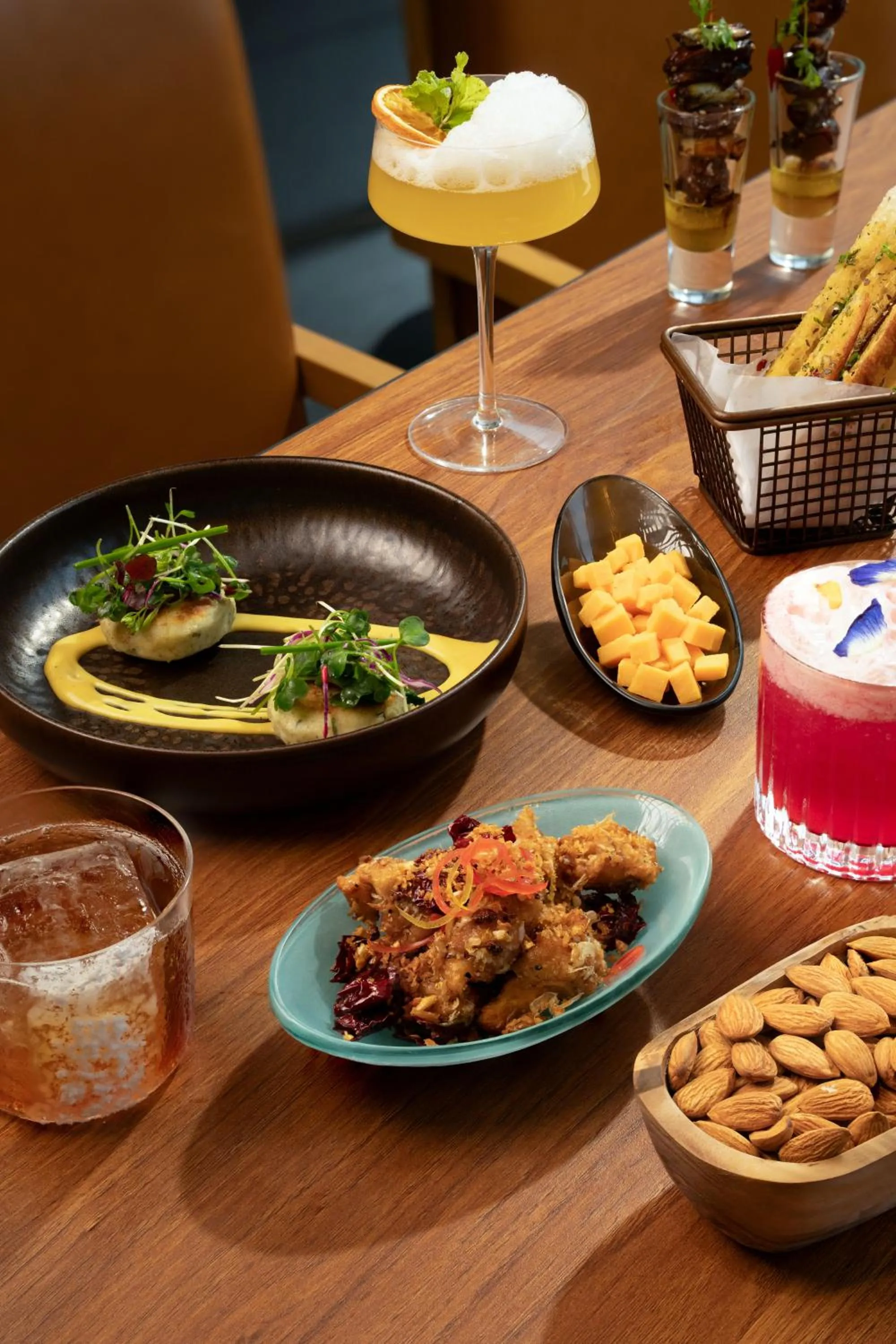 Restaurant/places to eat in Hilton Garden Inn Mumbai International Airport