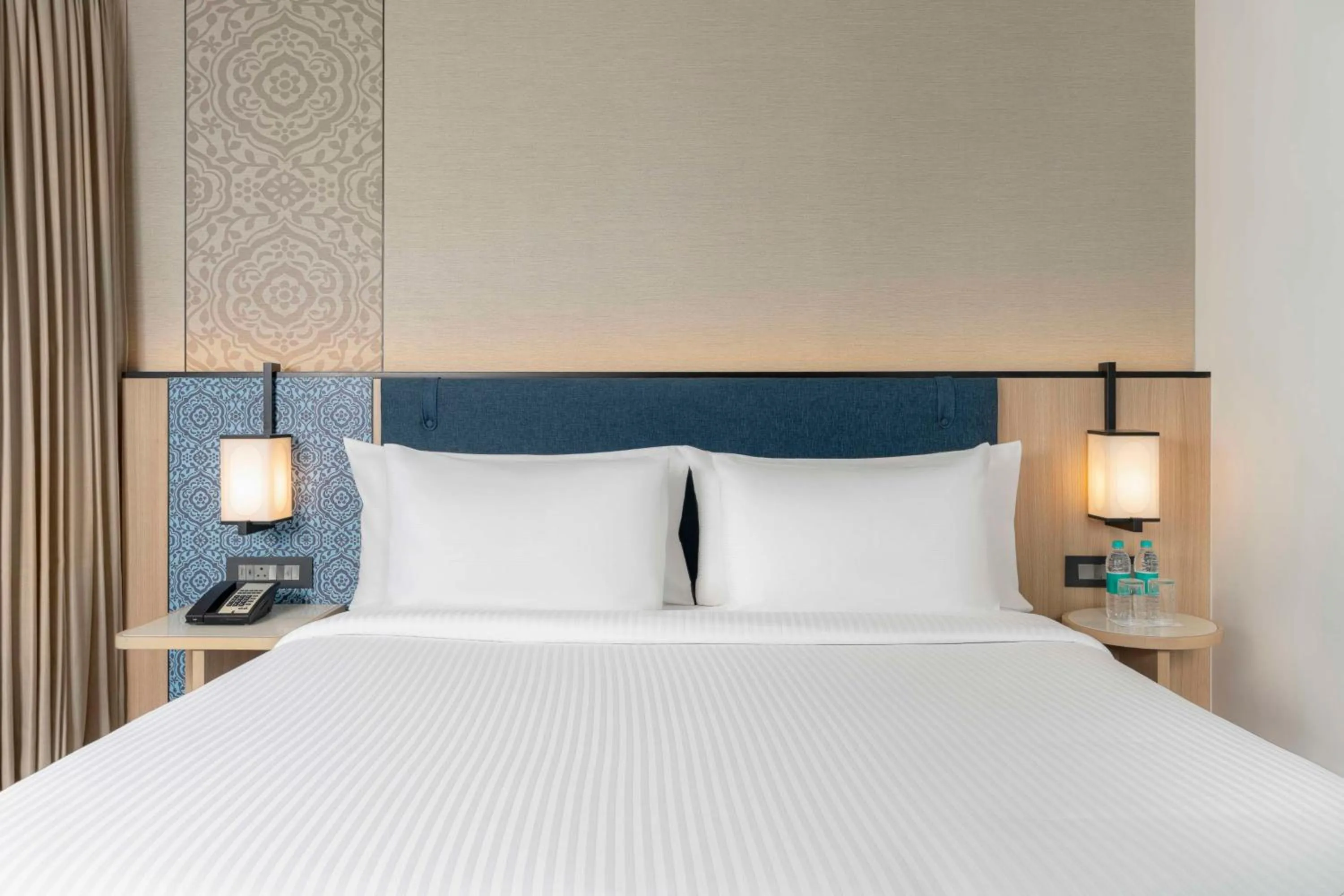 Bed in Hilton Garden Inn Mumbai International Airport