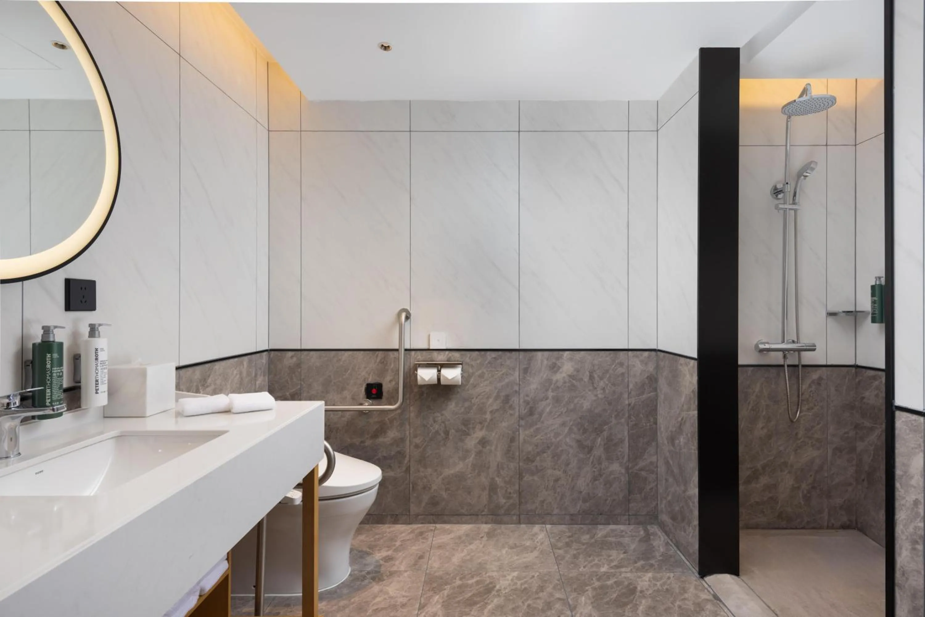 Bathroom in Hilton Garden Inn Huai'An Huaiyin