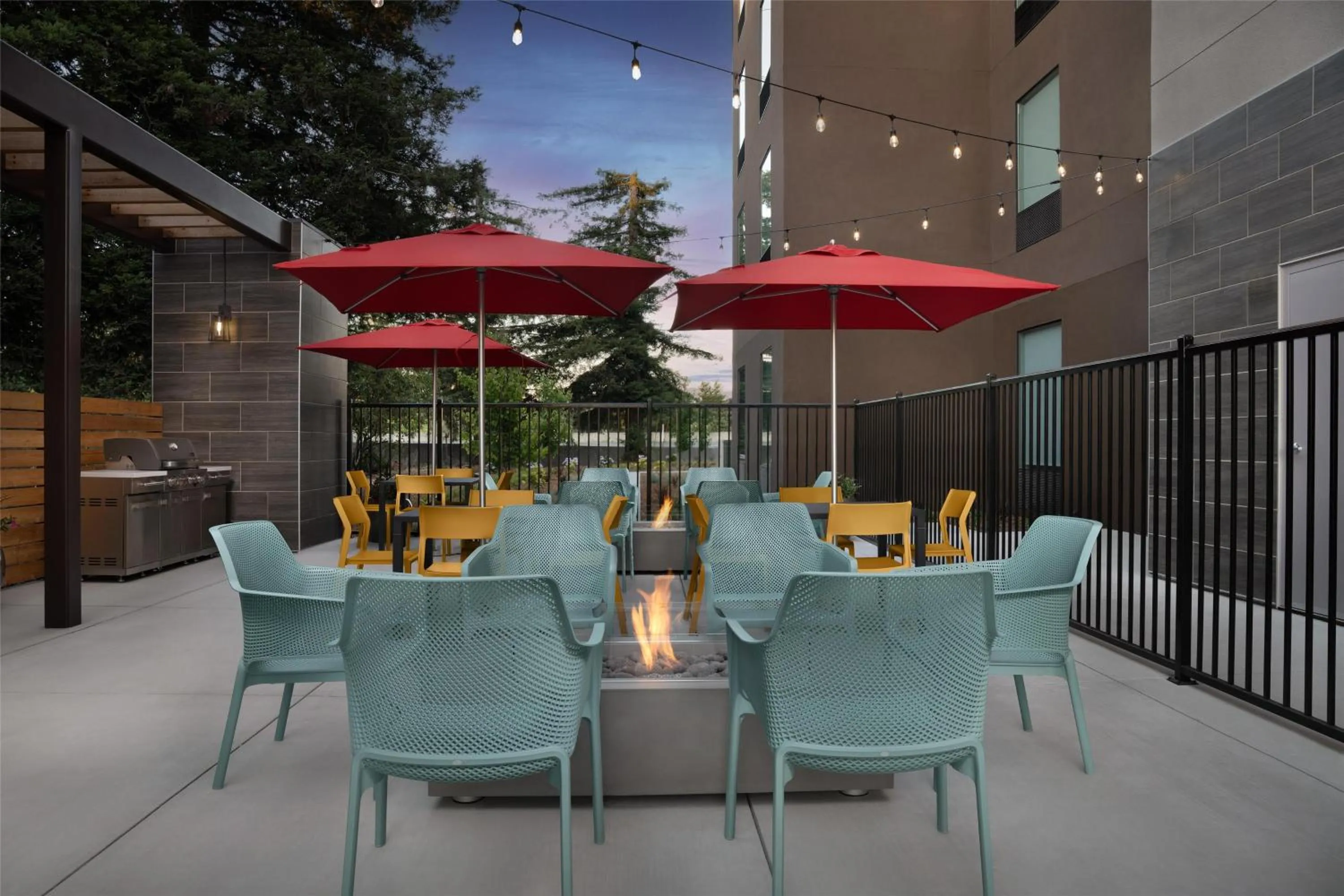 Patio in Home2 Suites By Hilton Rohnert Park Sonoma County