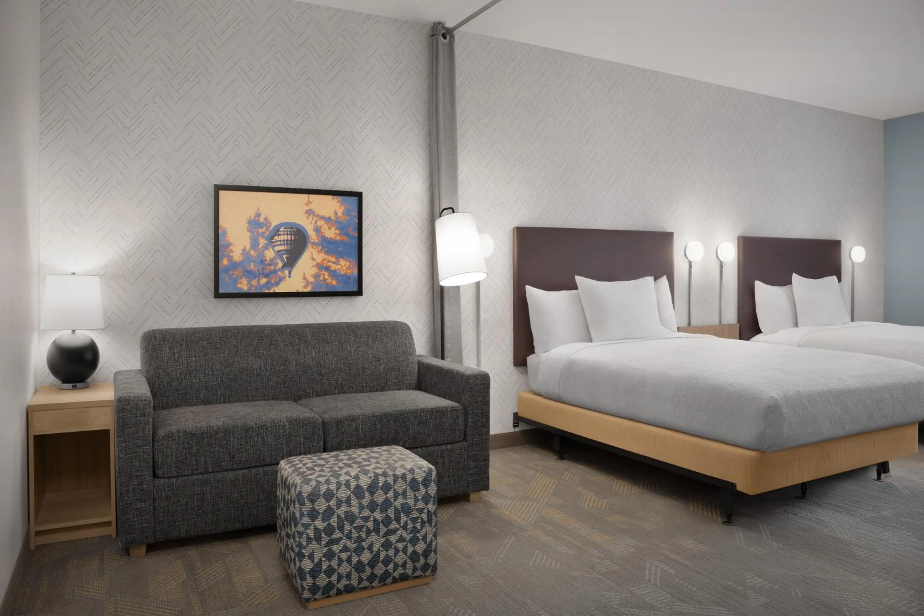 Bed in Home2 Suites By Hilton Rohnert Park Sonoma County