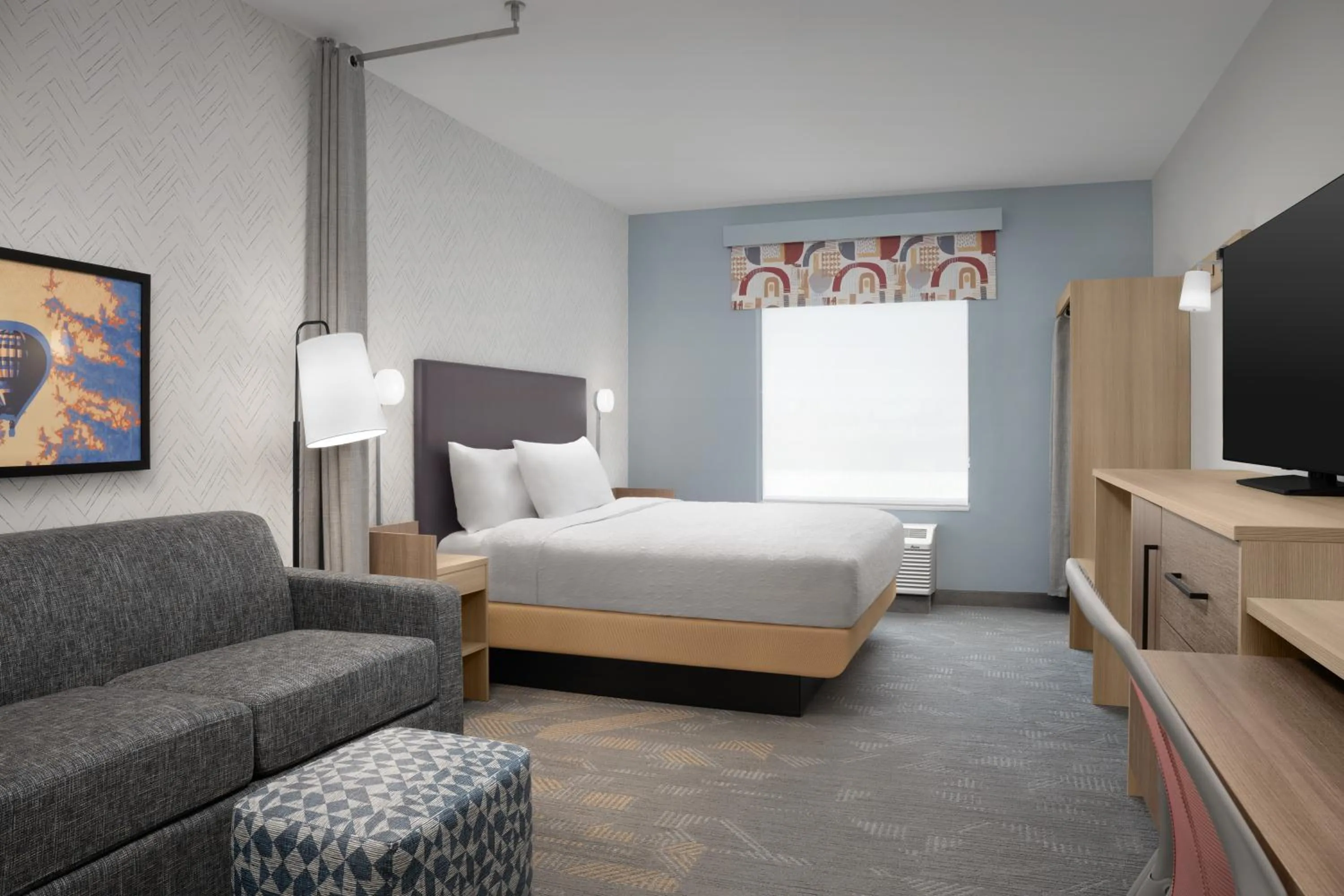 Bed in Home2 Suites By Hilton Rohnert Park Sonoma County