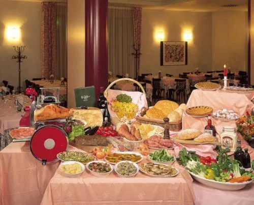 Food and drinks in Hotel La Corte