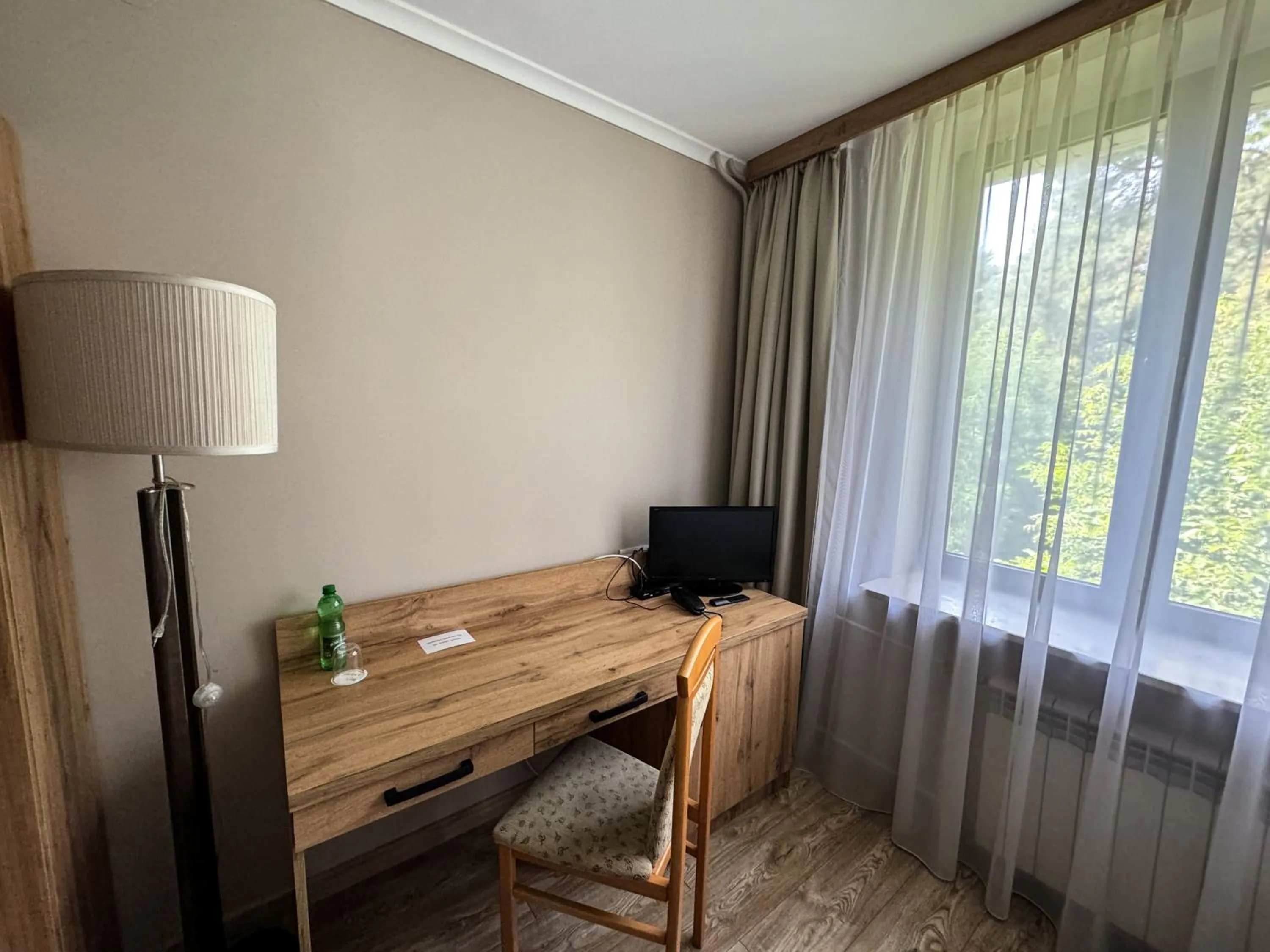 TV and multimedia in Hotel Echo