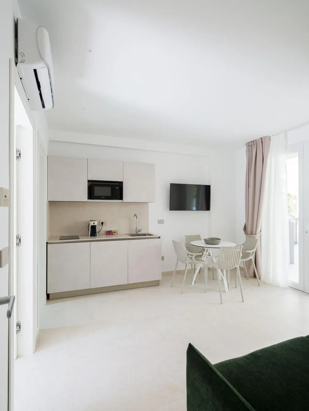 Kitchen or kitchenette in San Vito Resort & Spa