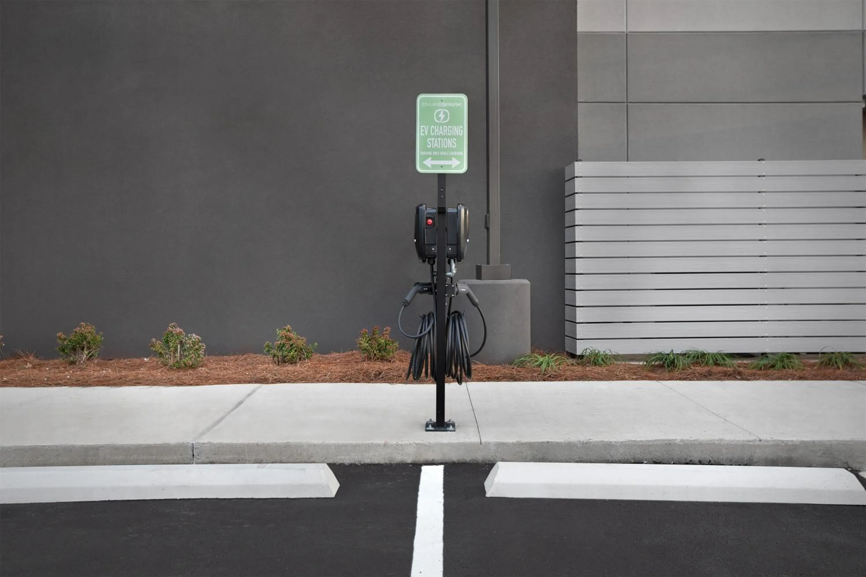 Property building in Tru By Hilton Huntsville Research Park Area