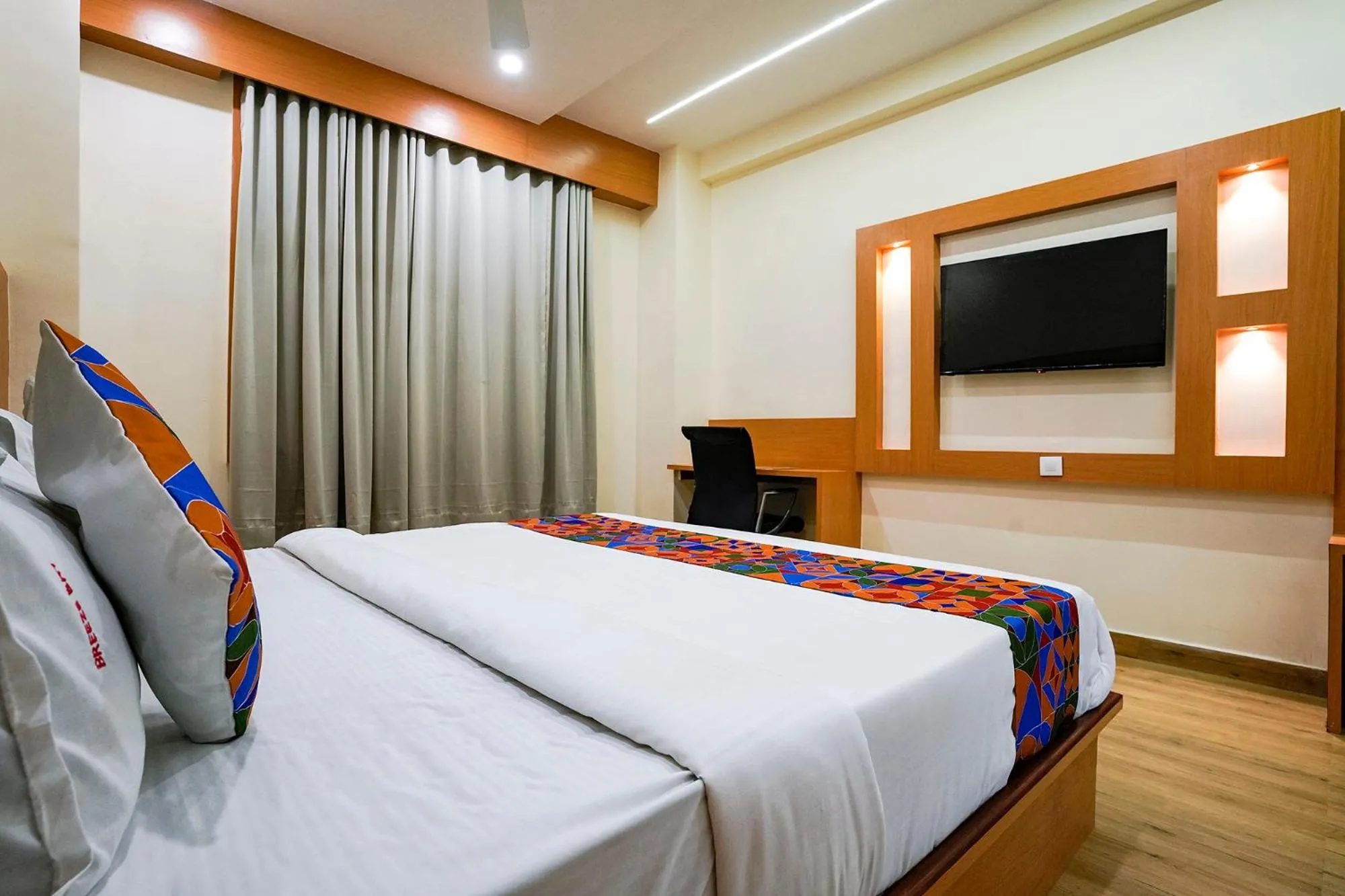 Bed in FabHotel 7 Square - Nr BKC