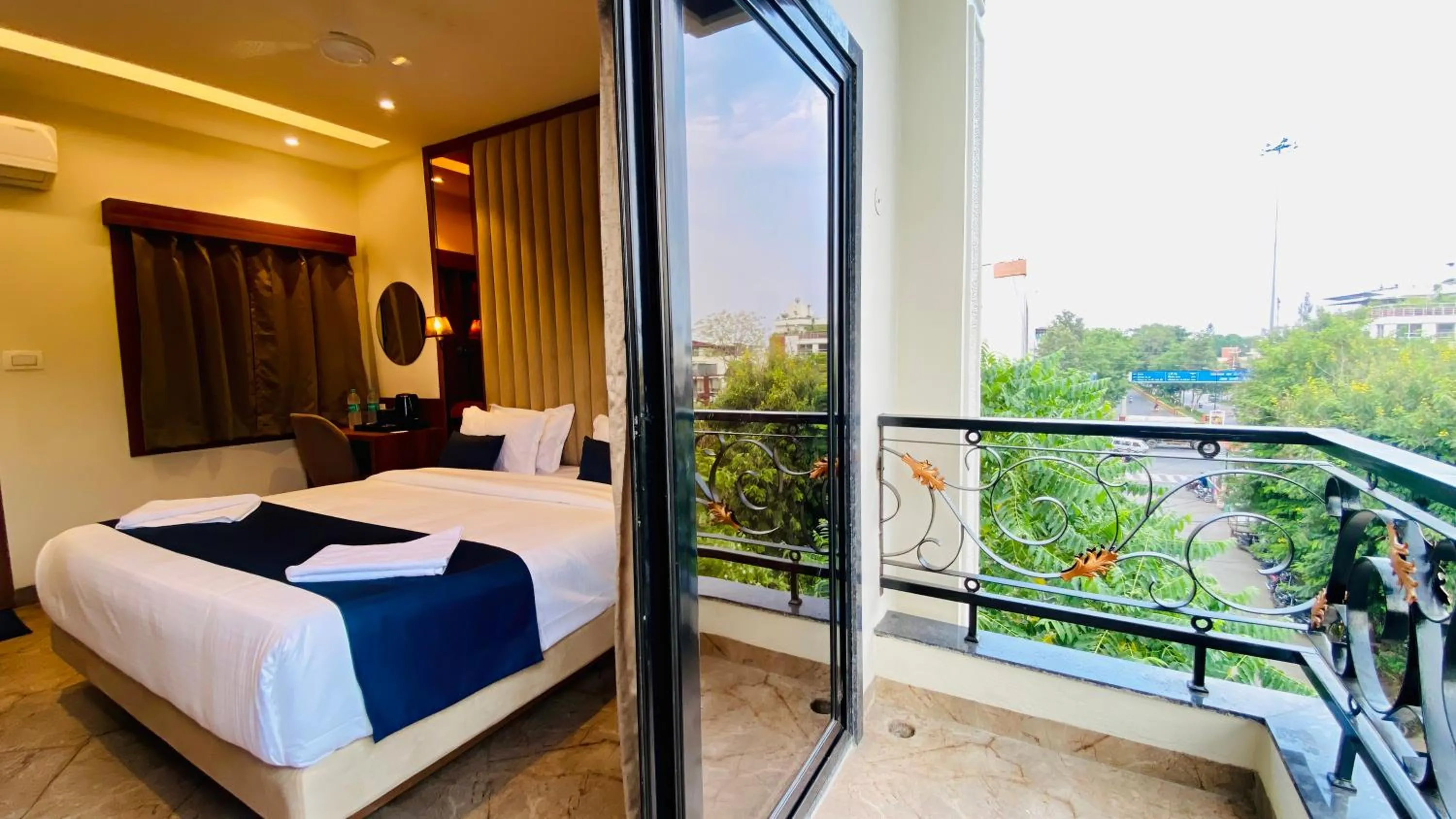 The Velar Hotel, Vijay Nagar
