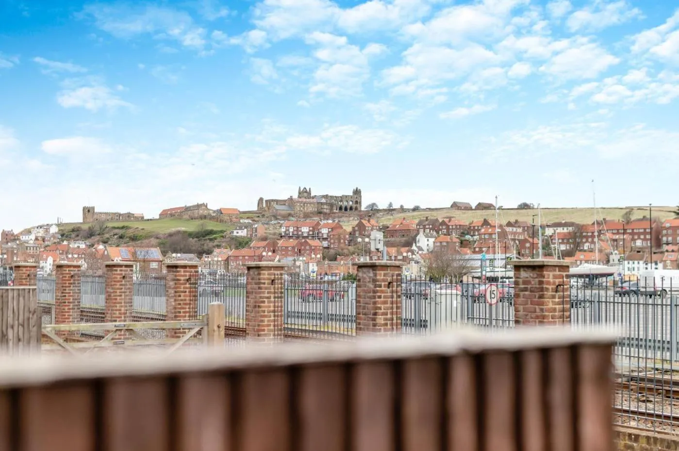 2 Bed in Whitby oc-h30771