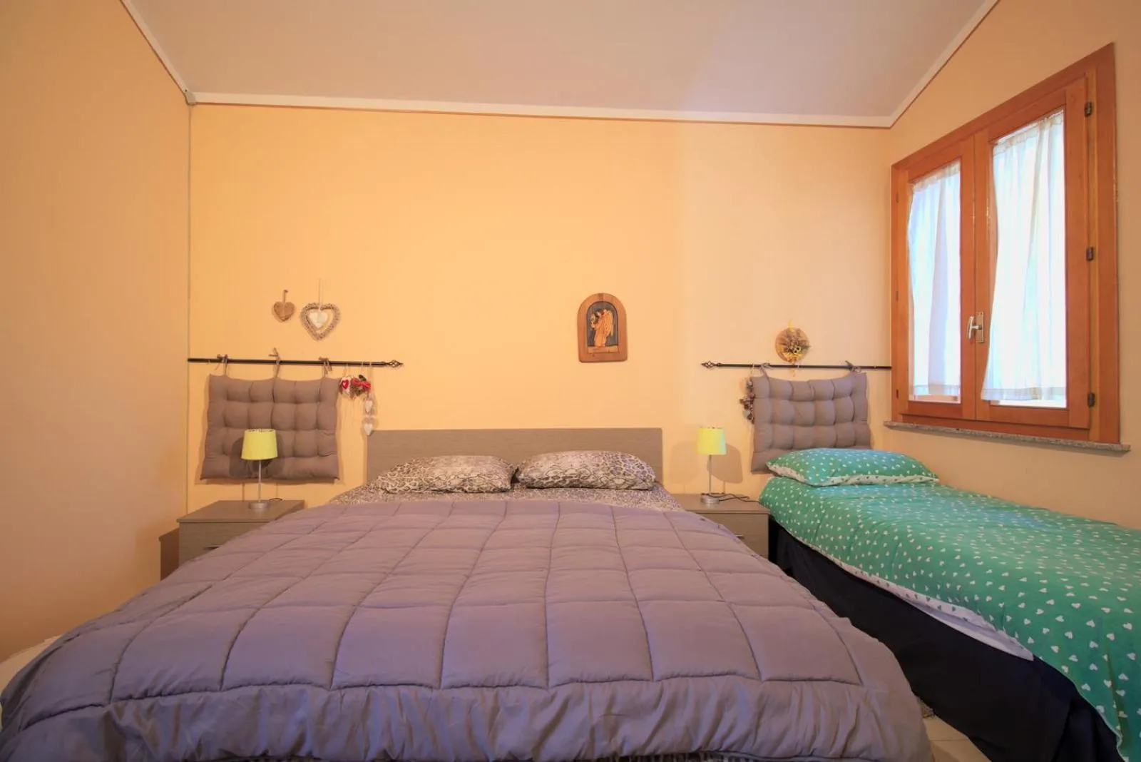 Bed in Magma Guest House