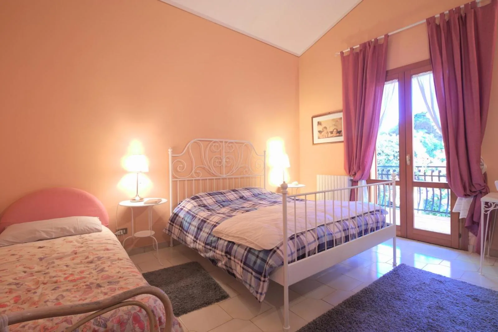 Bed in Magma Guest House