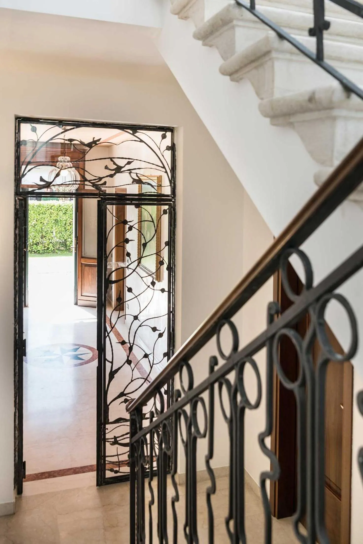 Decorative detail in B&B Villa Romano