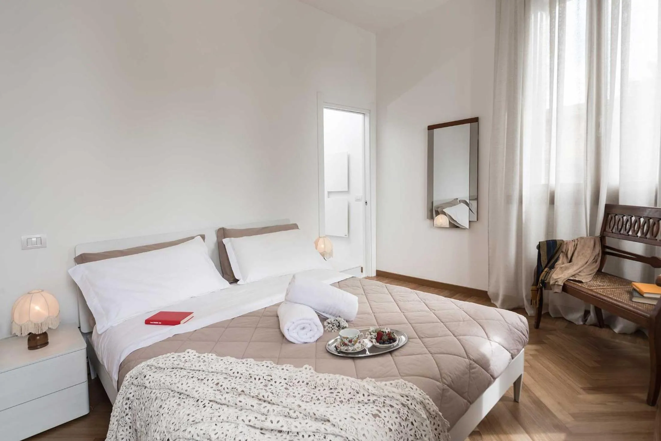 Photo of the whole room, Bed in B&B Villa Romano