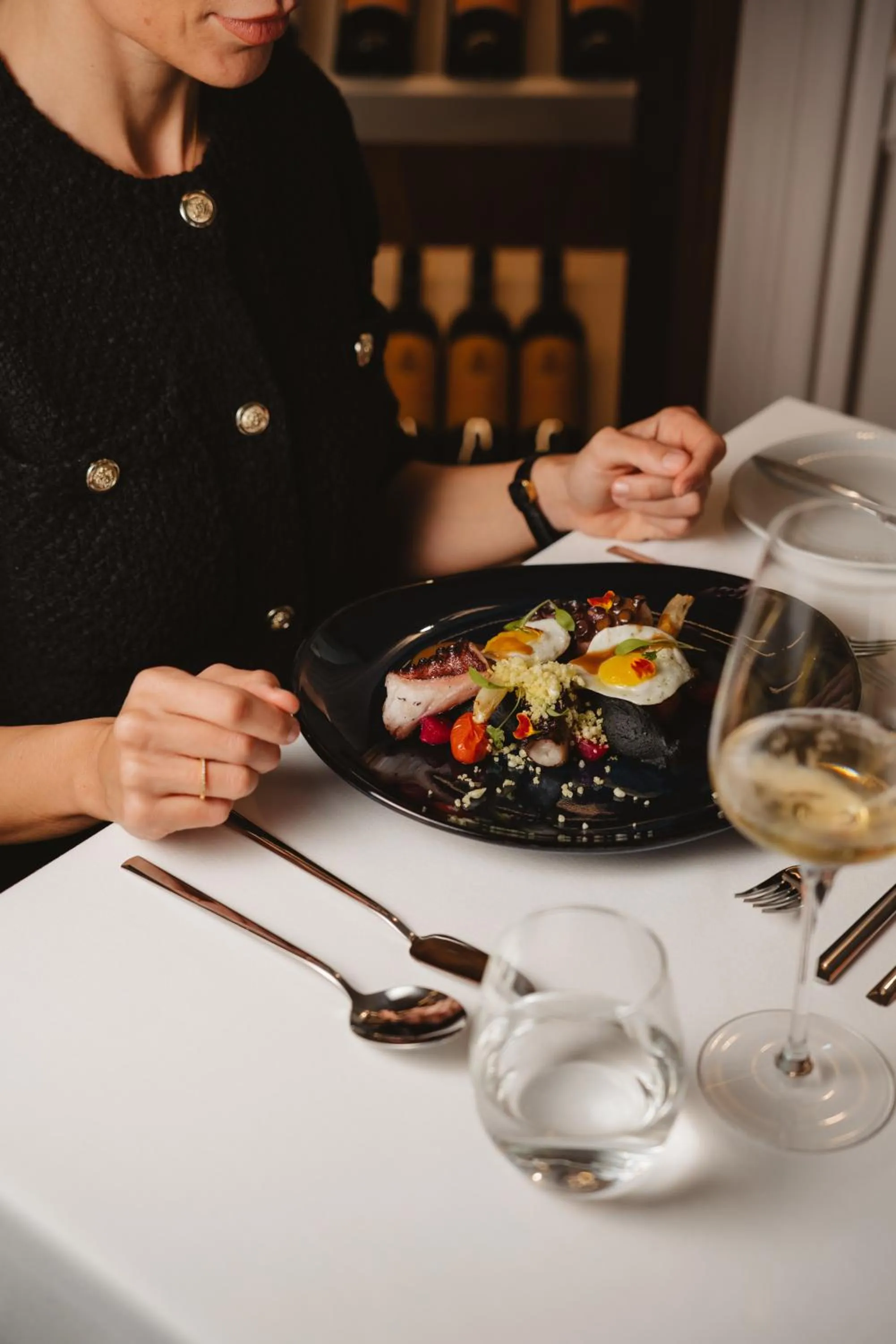 Restaurant/places to eat in The Vinea Collection Hotel by Piamonte Hotels