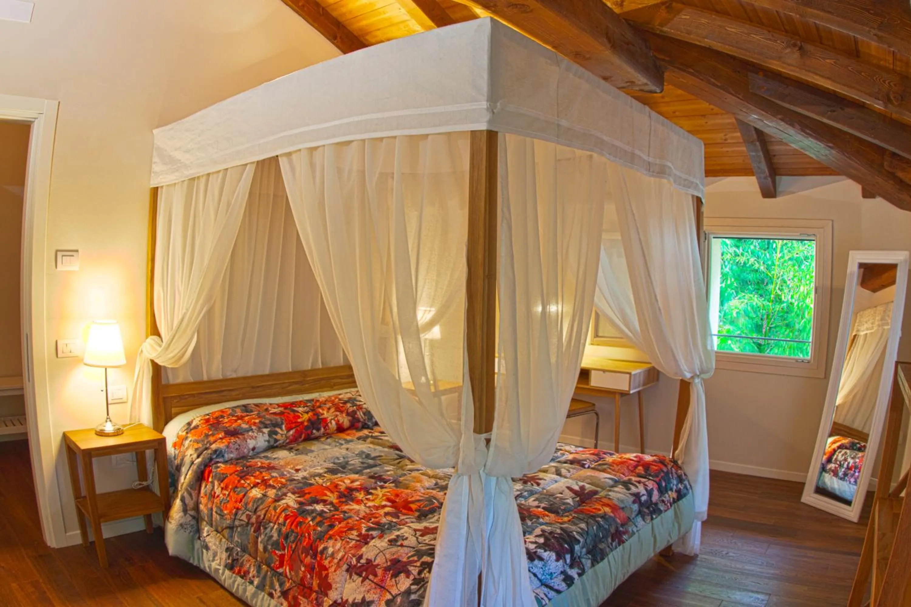 Day, Bed in Locanda del Toro