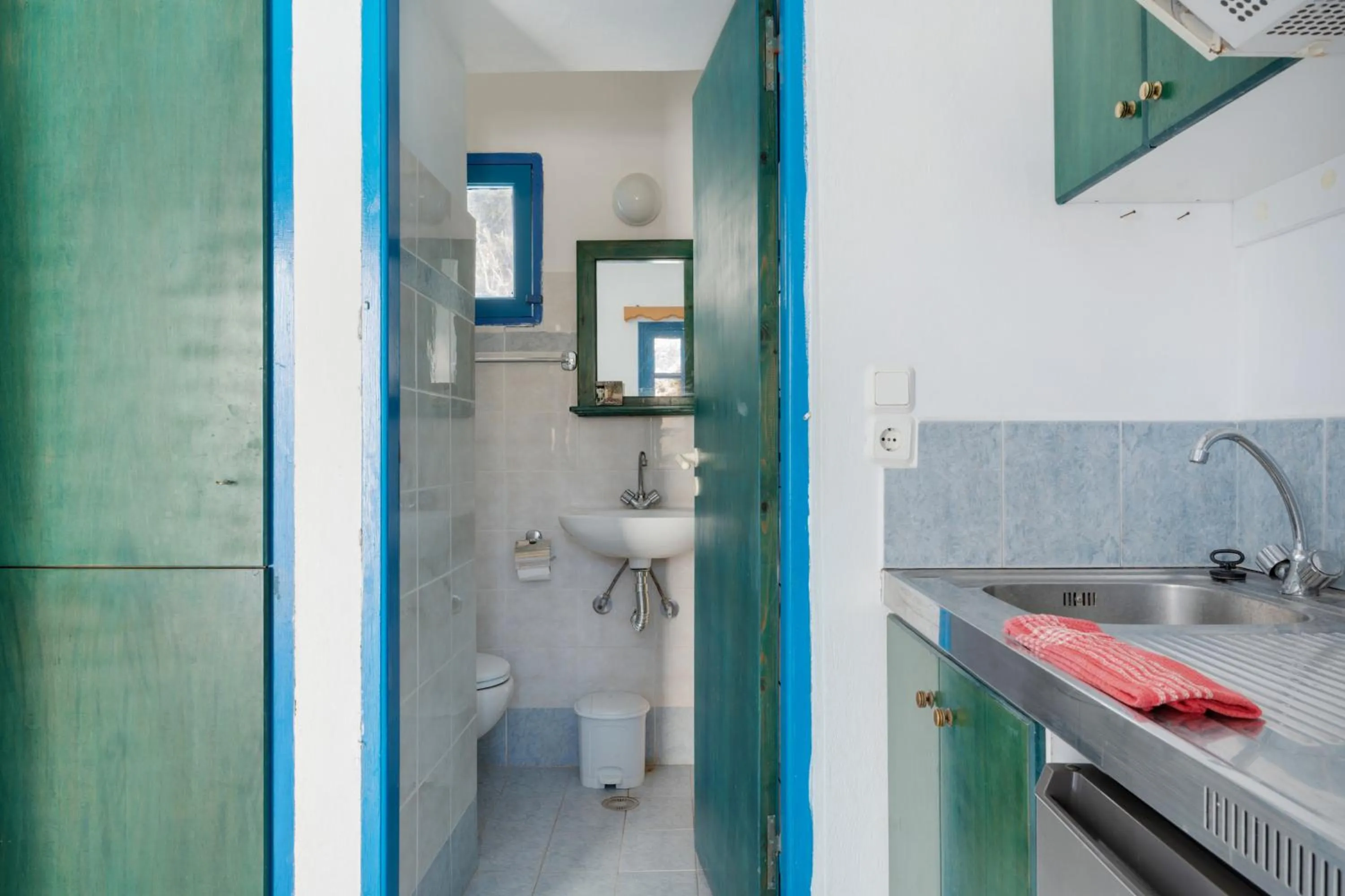 Bathroom in Hotel Glaros Karpathos