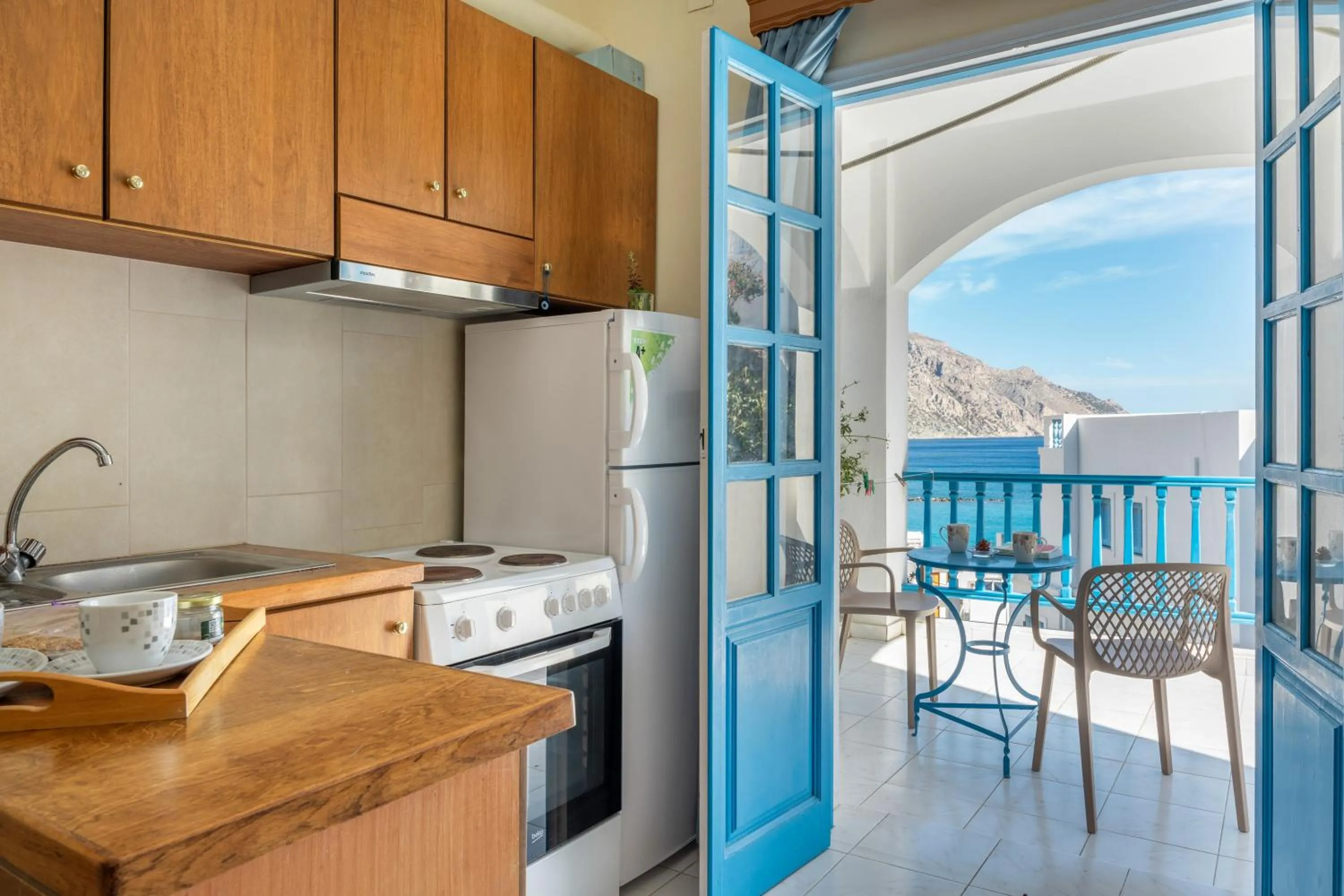 Kitchen or kitchenette in Hotel Glaros Karpathos