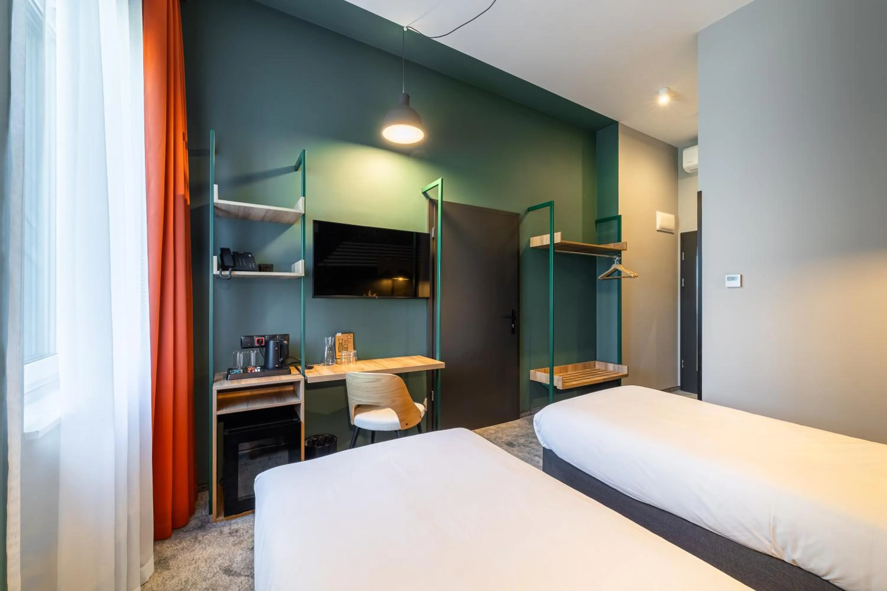 Standard Twin Room in DeSilva Inn Opole