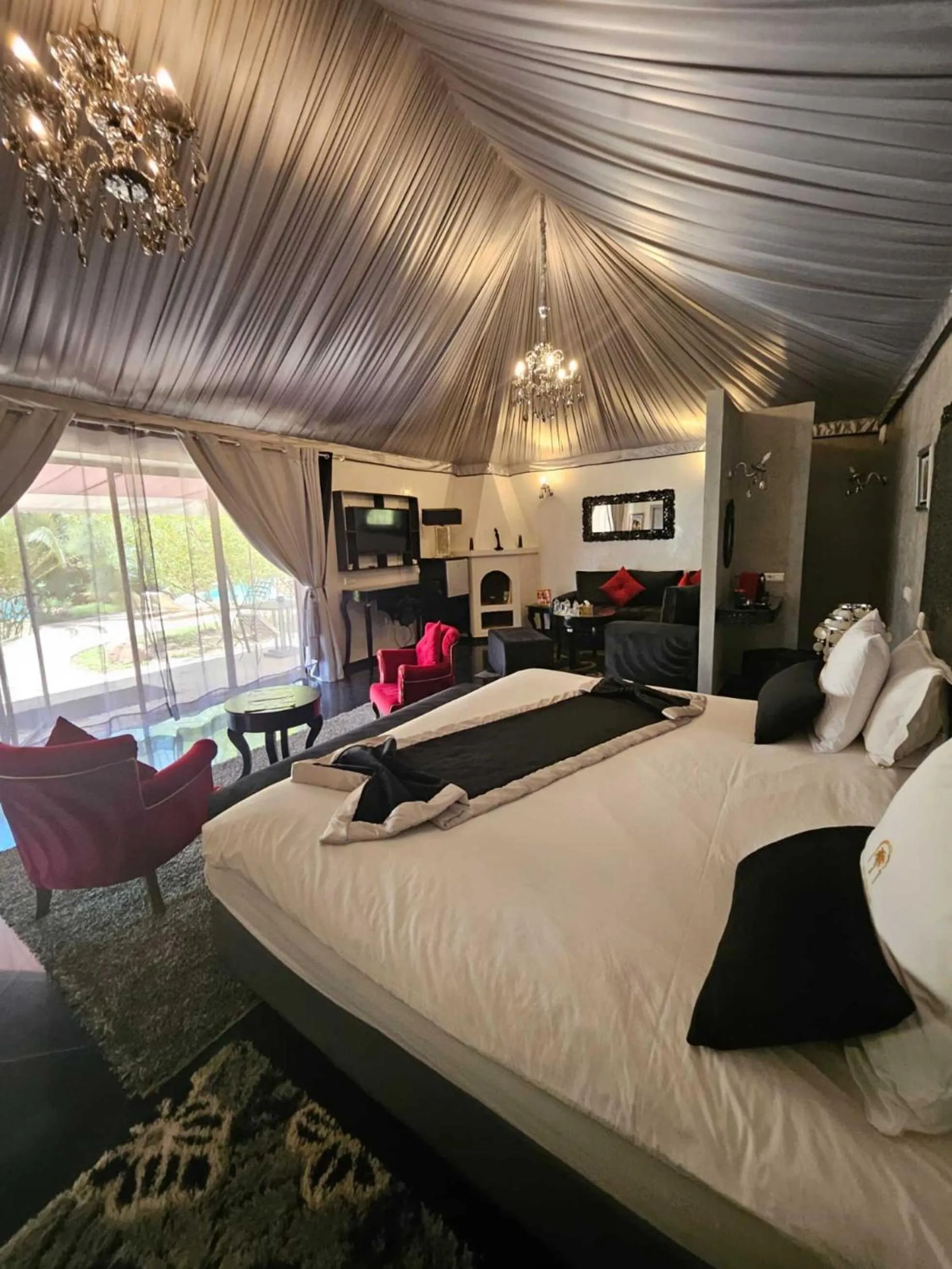 Bed in Eden Lodges & SPA-Boutique Hôtel de Luxe